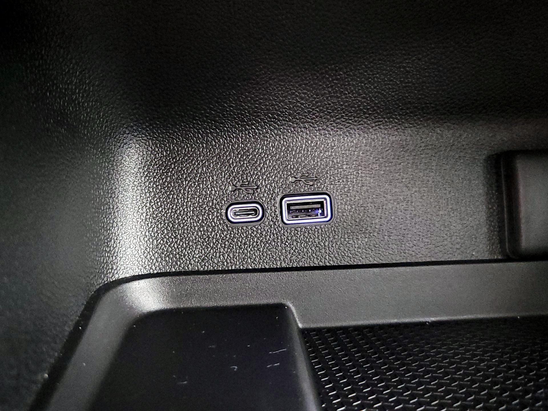 Thumbnail: 2025 Chevrolet Traverse - 19