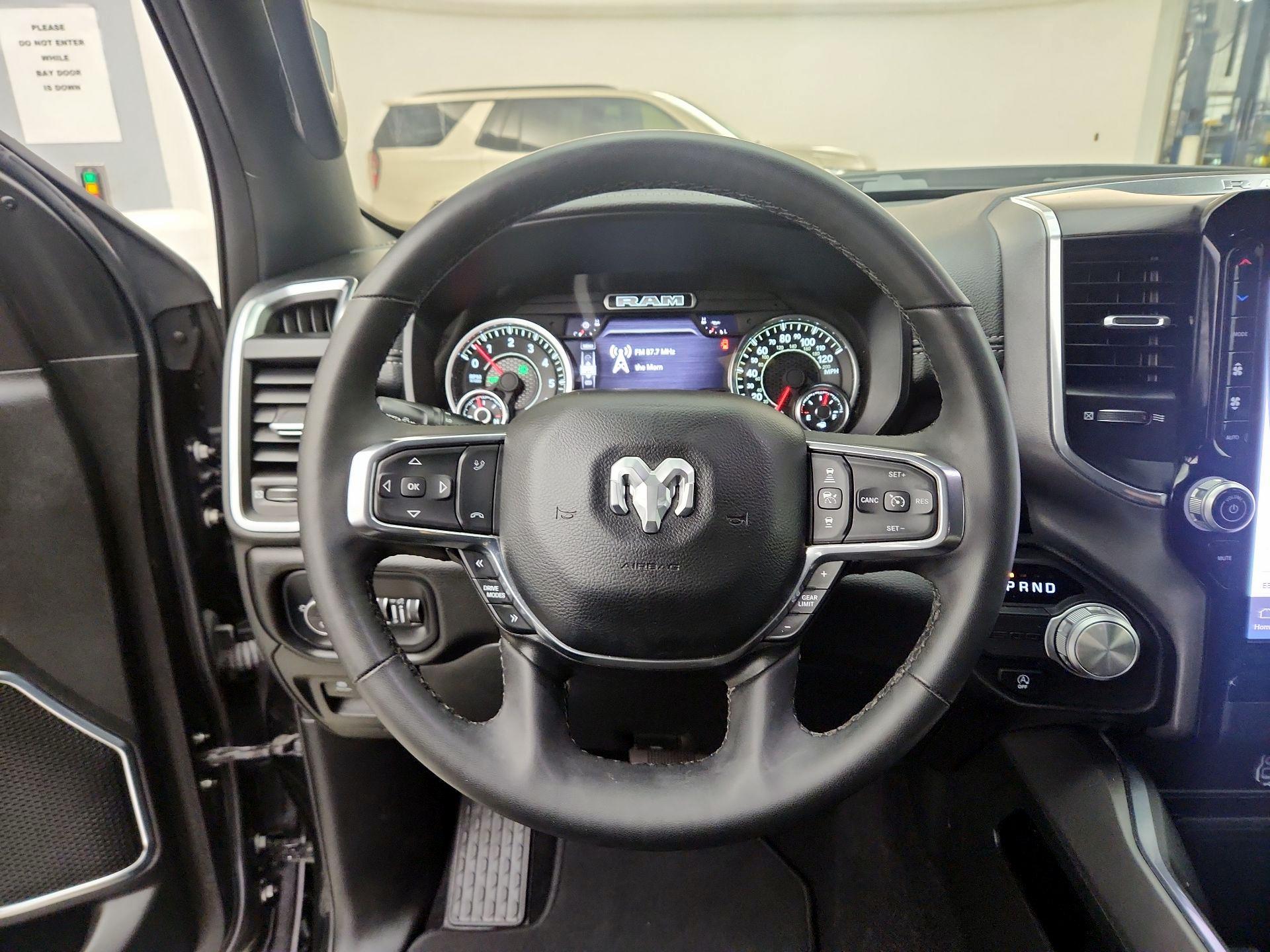 Thumbnail: 2025 RAM 1500 - 10