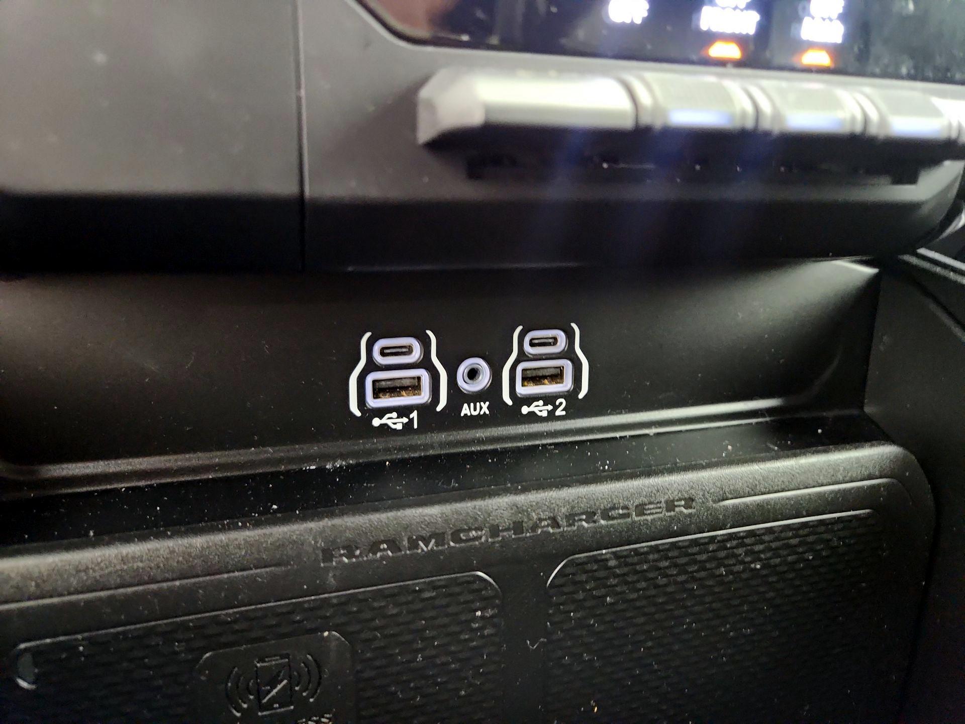 Thumbnail: 2025 RAM 1500 - 19