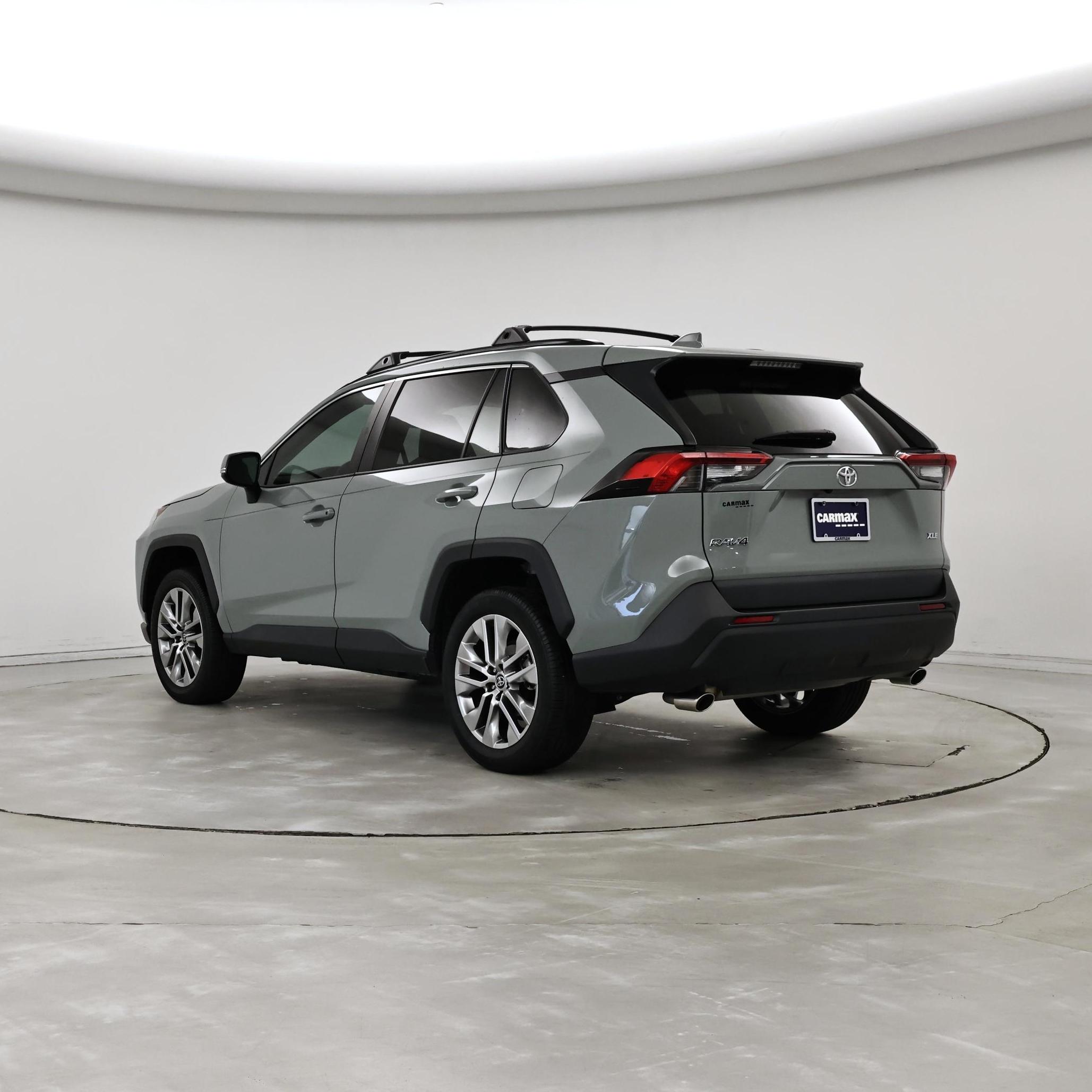 Thumbnail: 2022 Toyota RAV4 - 2