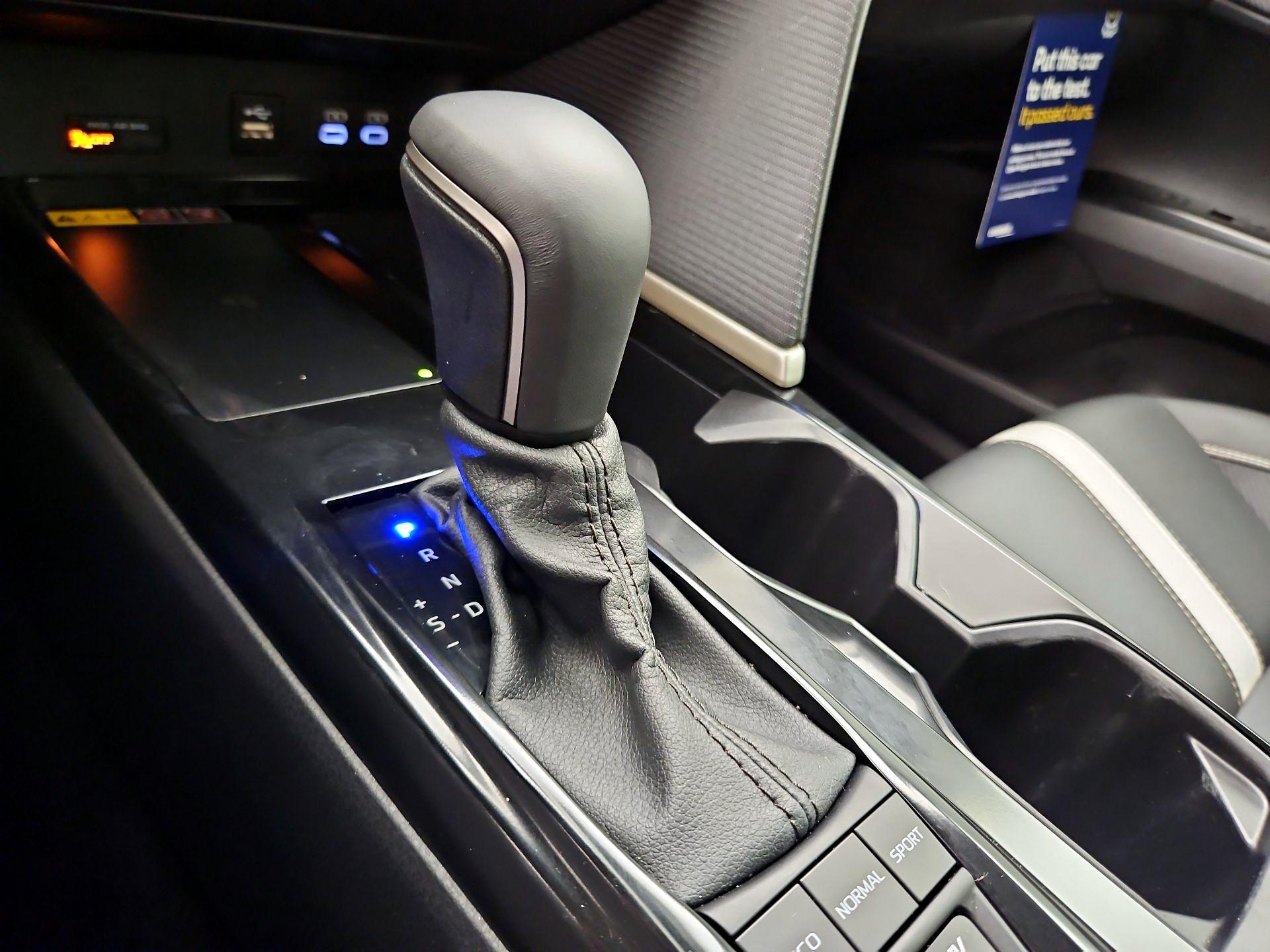 Thumbnail: 2025 Toyota Camry - 17