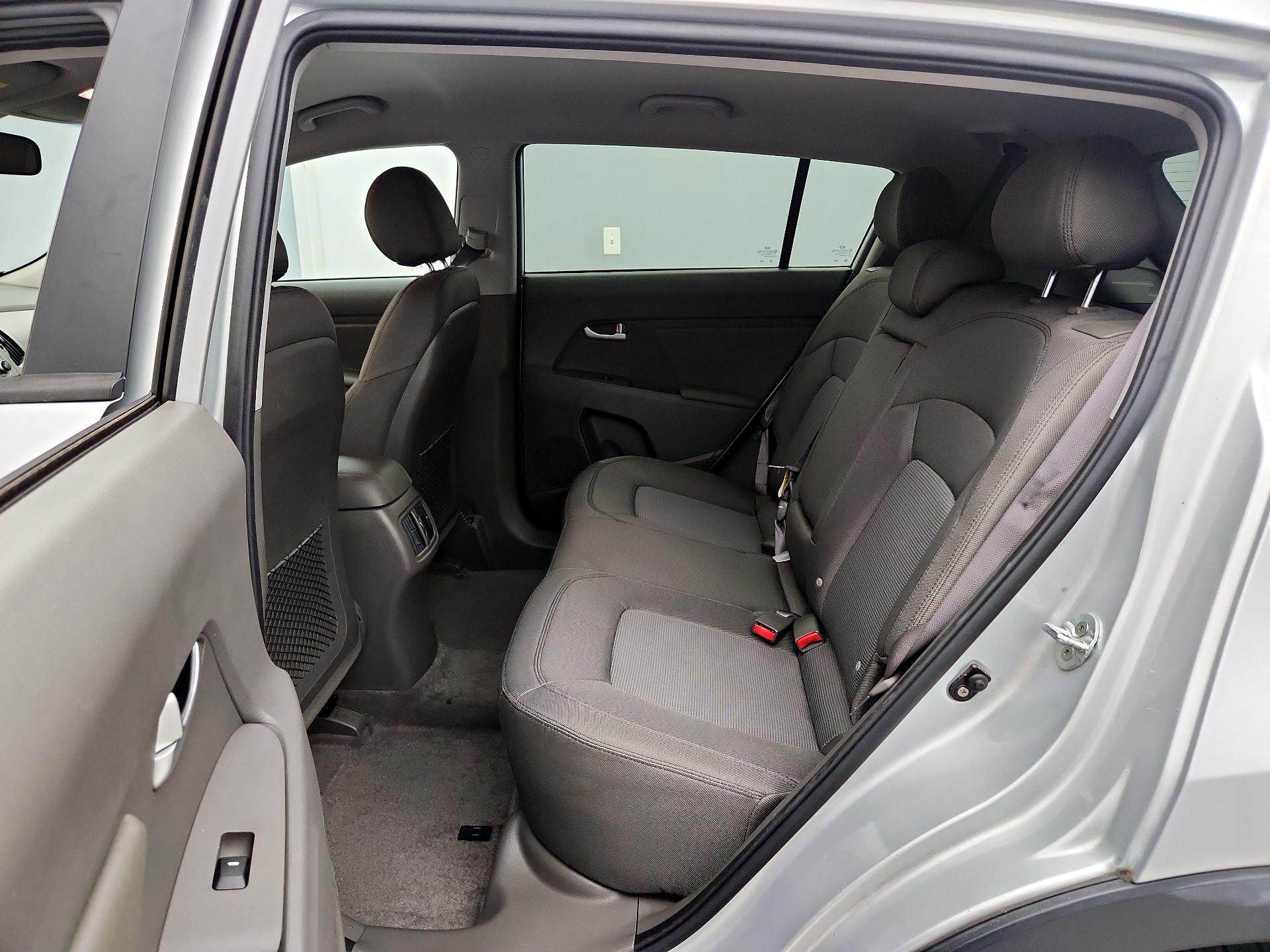 Thumbnail: 2015 Kia Sportage - 19