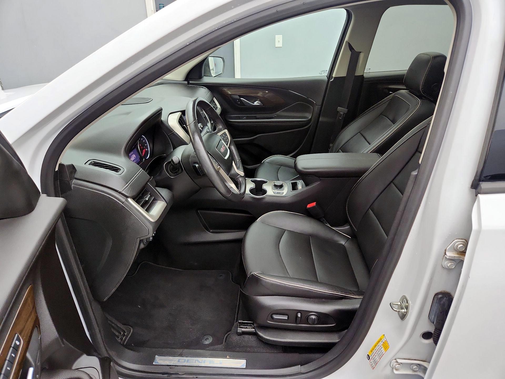 Thumbnail: 2019 GMC Terrain - 11