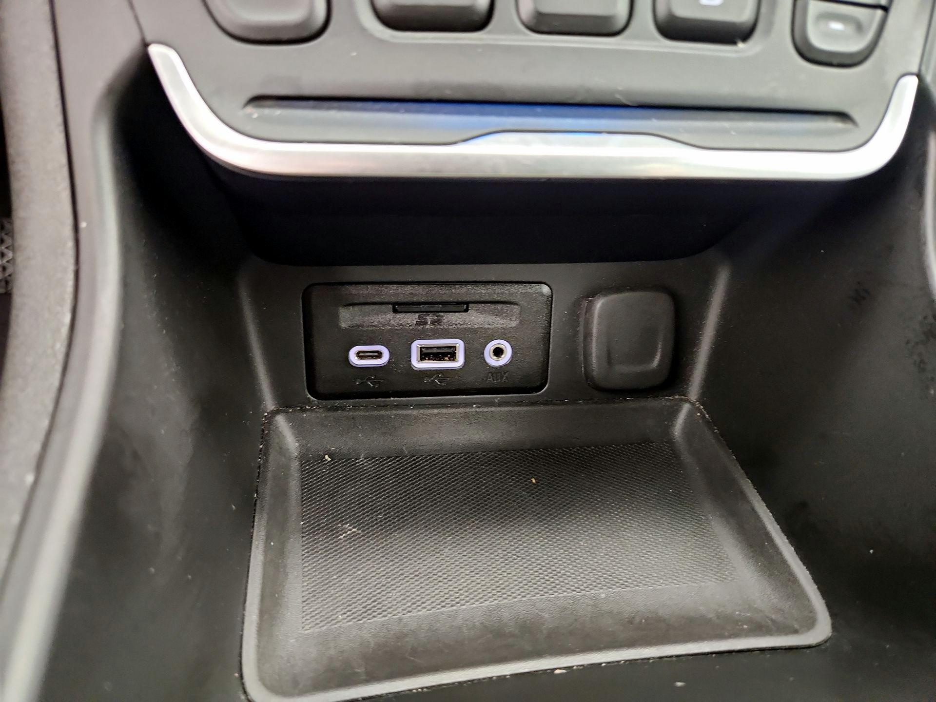 Thumbnail: 2019 GMC Terrain - 19