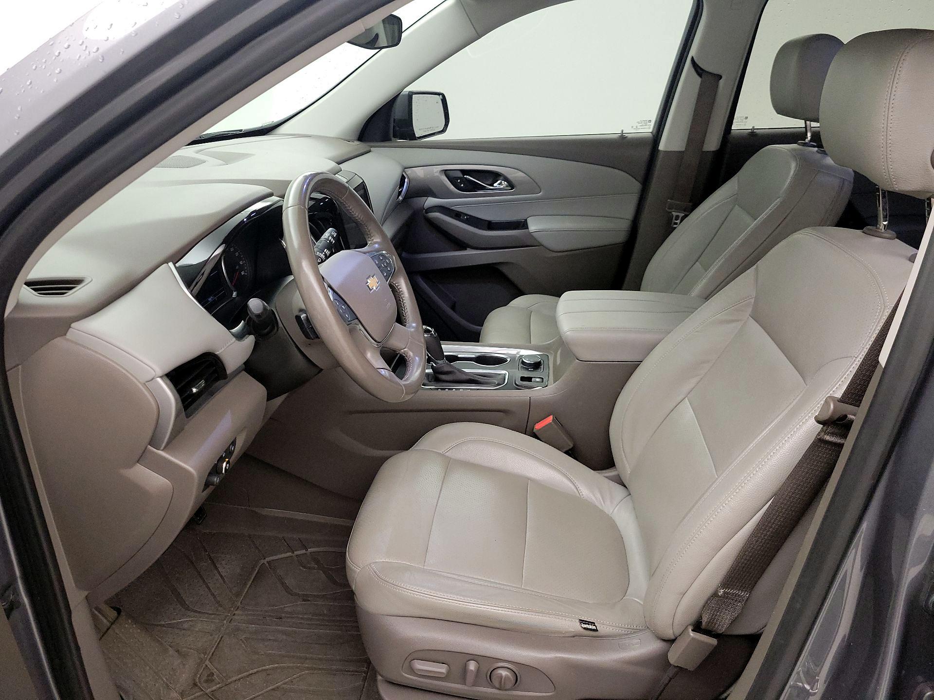 Thumbnail: 2019 Chevrolet Traverse - 11