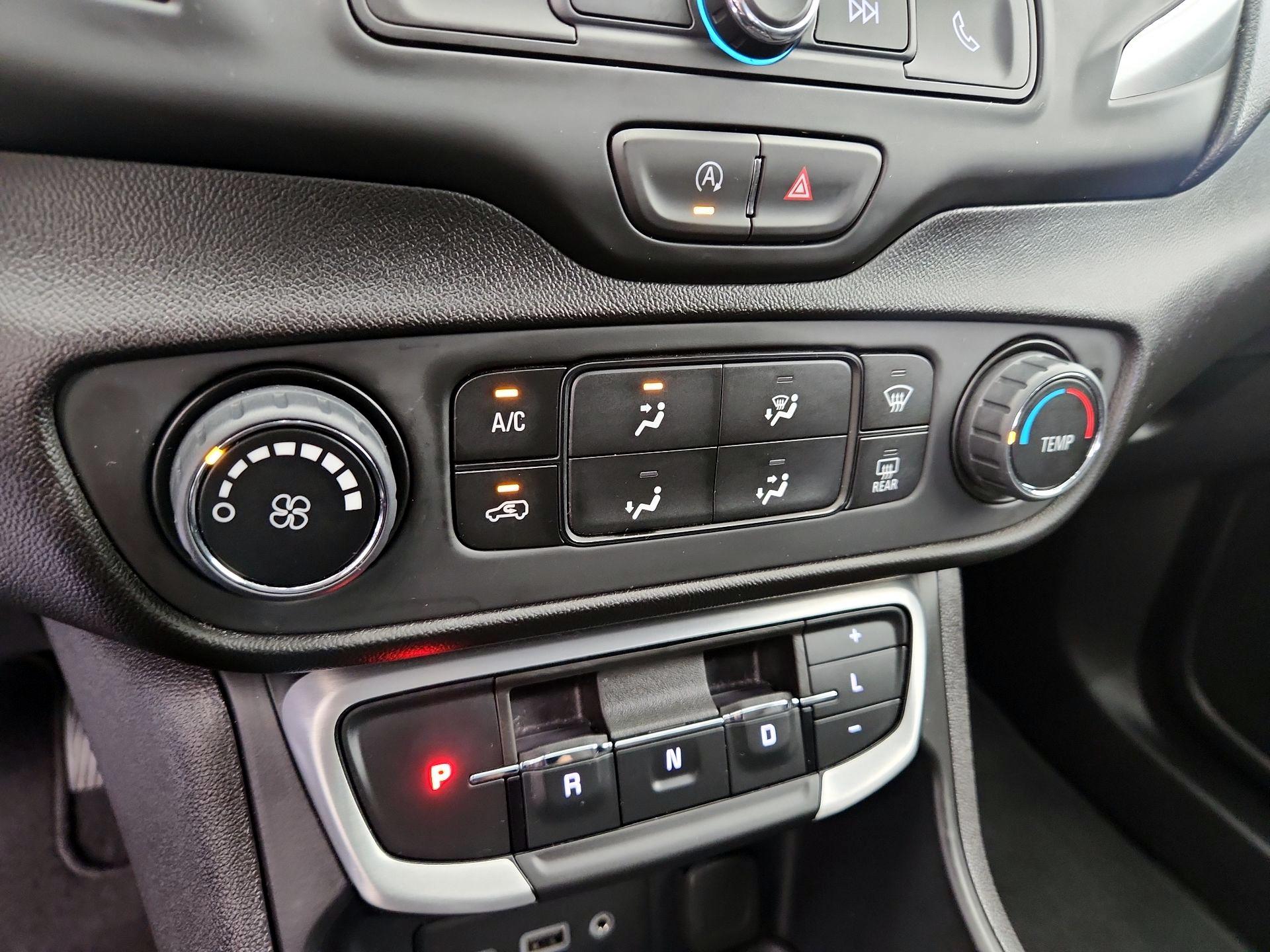 Thumbnail: 2024 GMC Terrain - 16