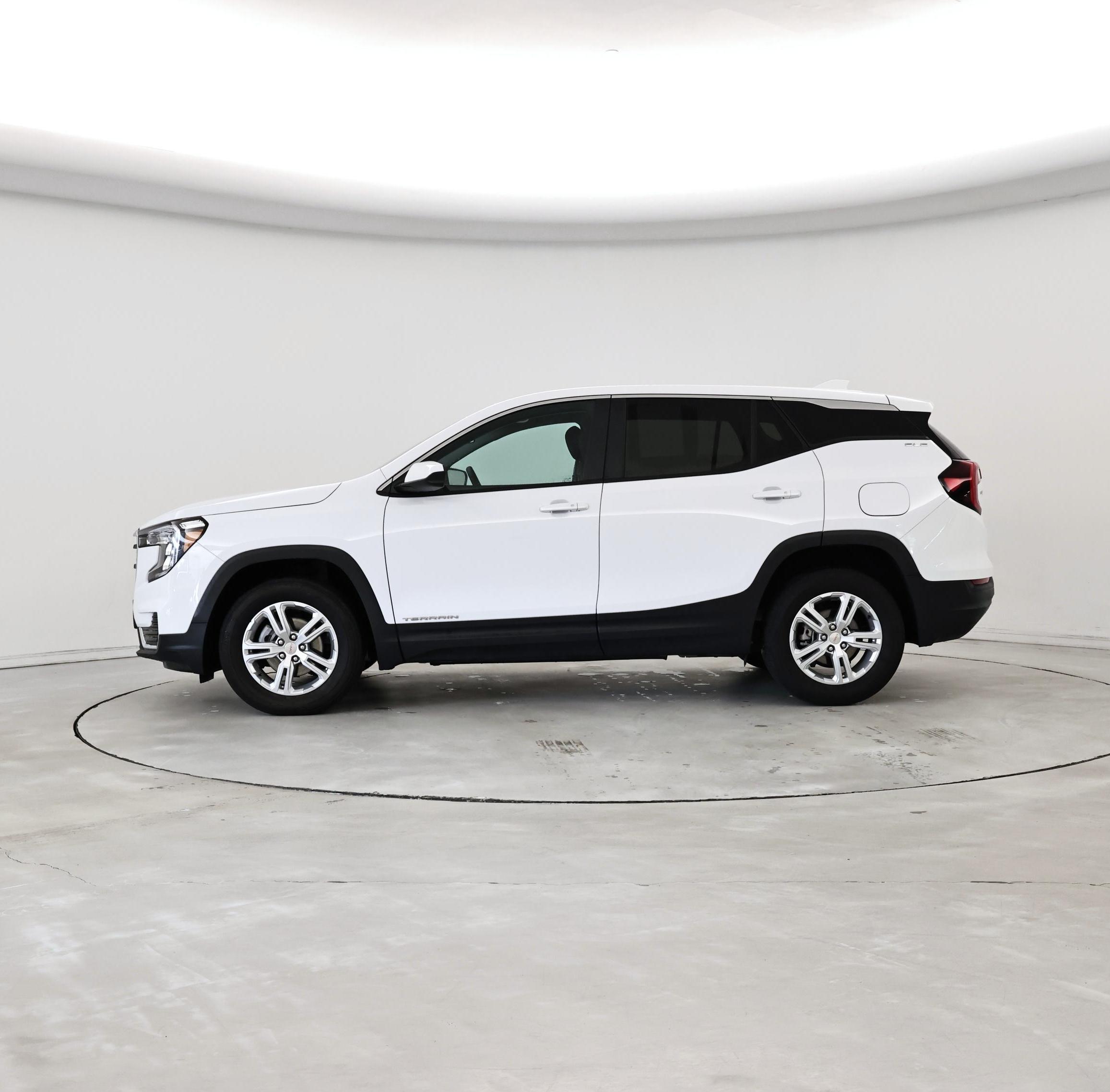 Thumbnail: 2024 GMC Terrain - 3