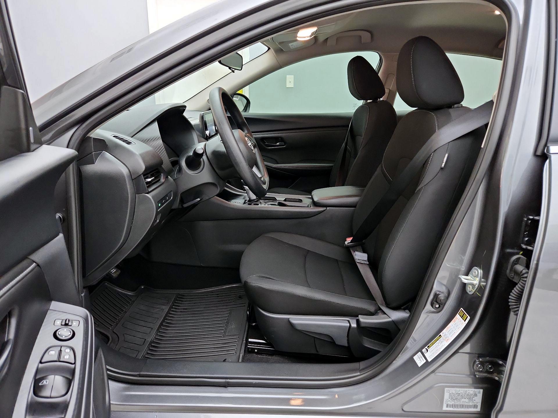 Thumbnail: 2025 Nissan Sentra - 11