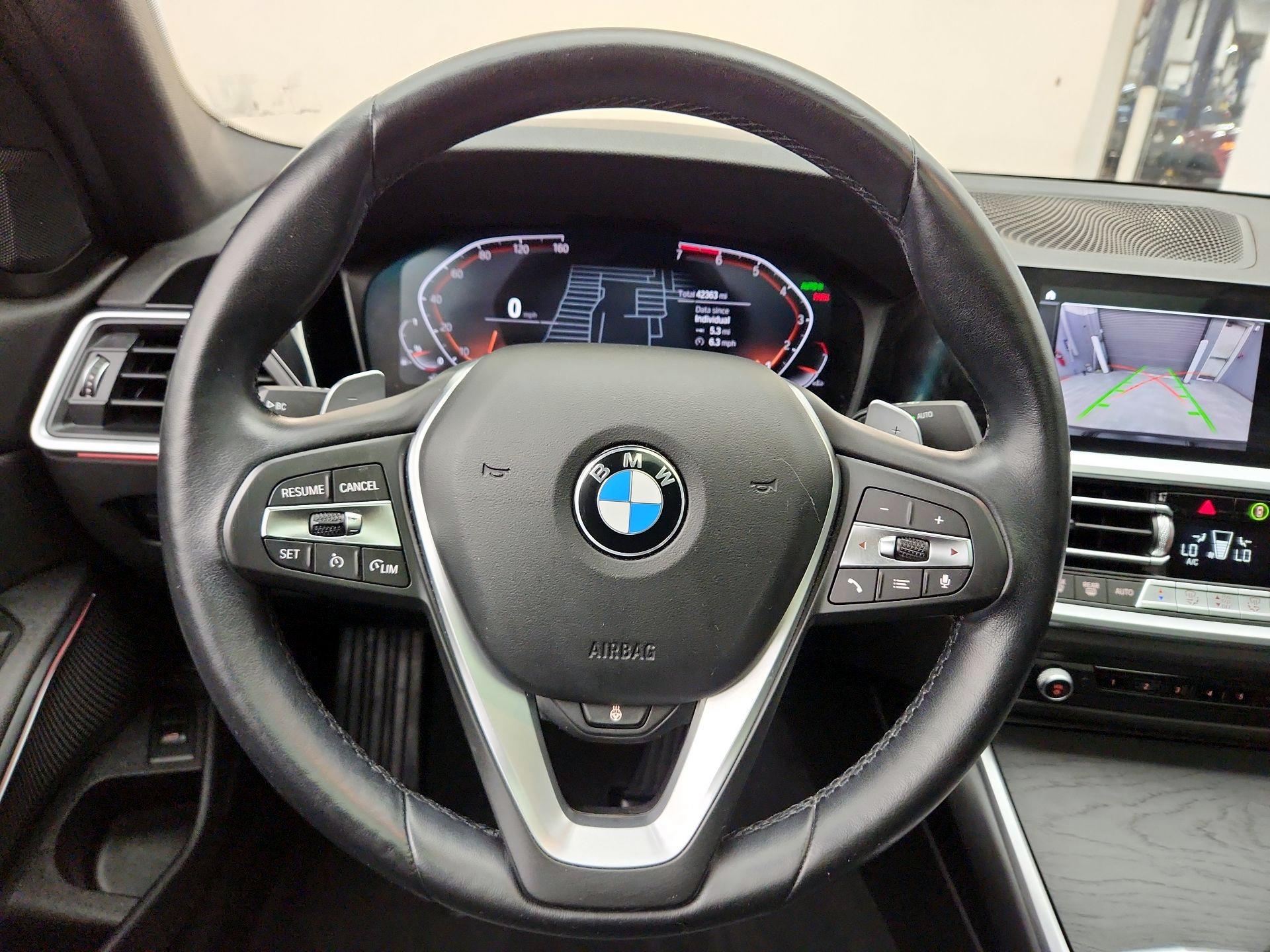 Thumbnail: 2021 BMW 3 Series - 10