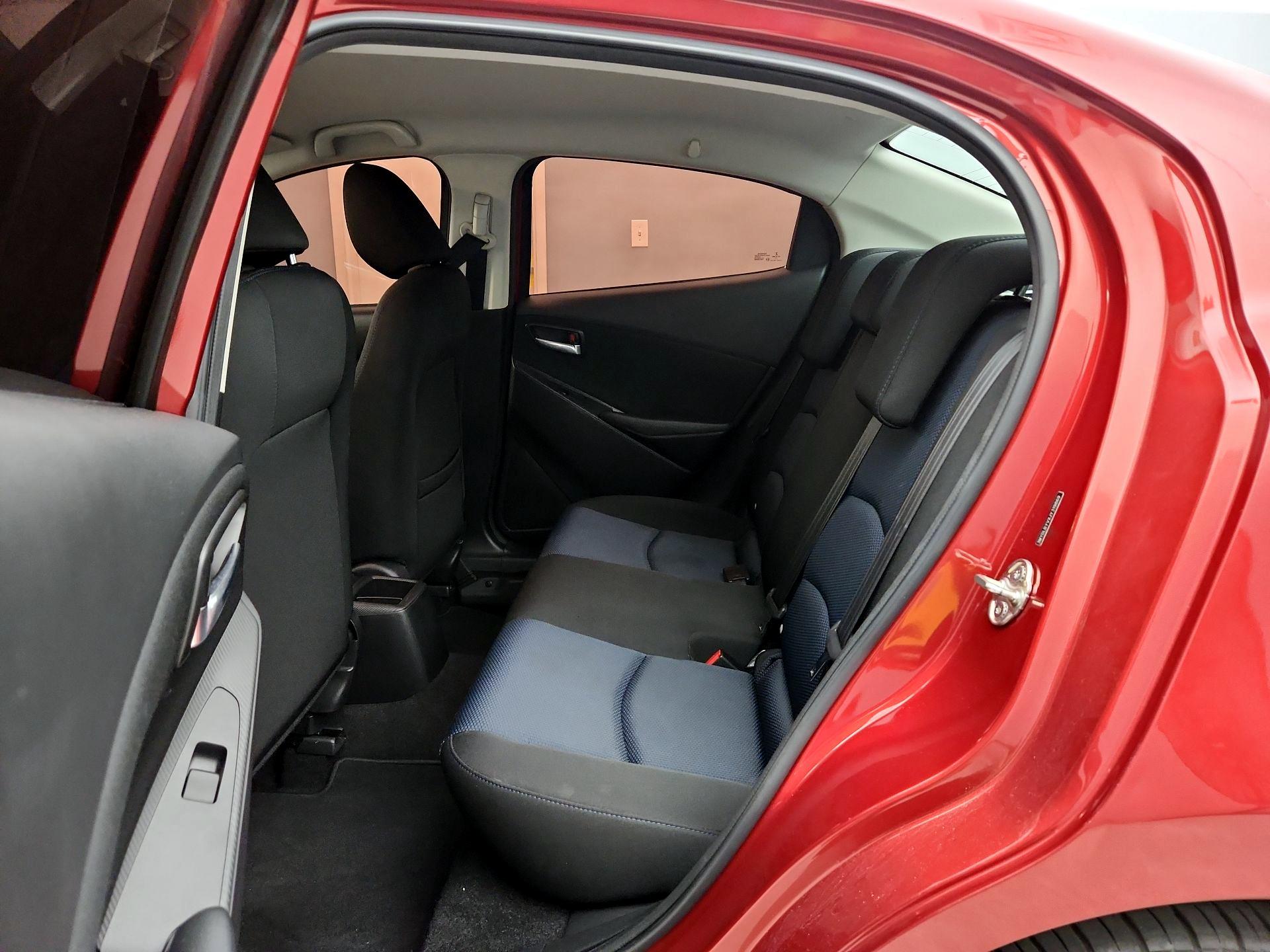 Thumbnail: 2018 Toyota Yaris iA - 19