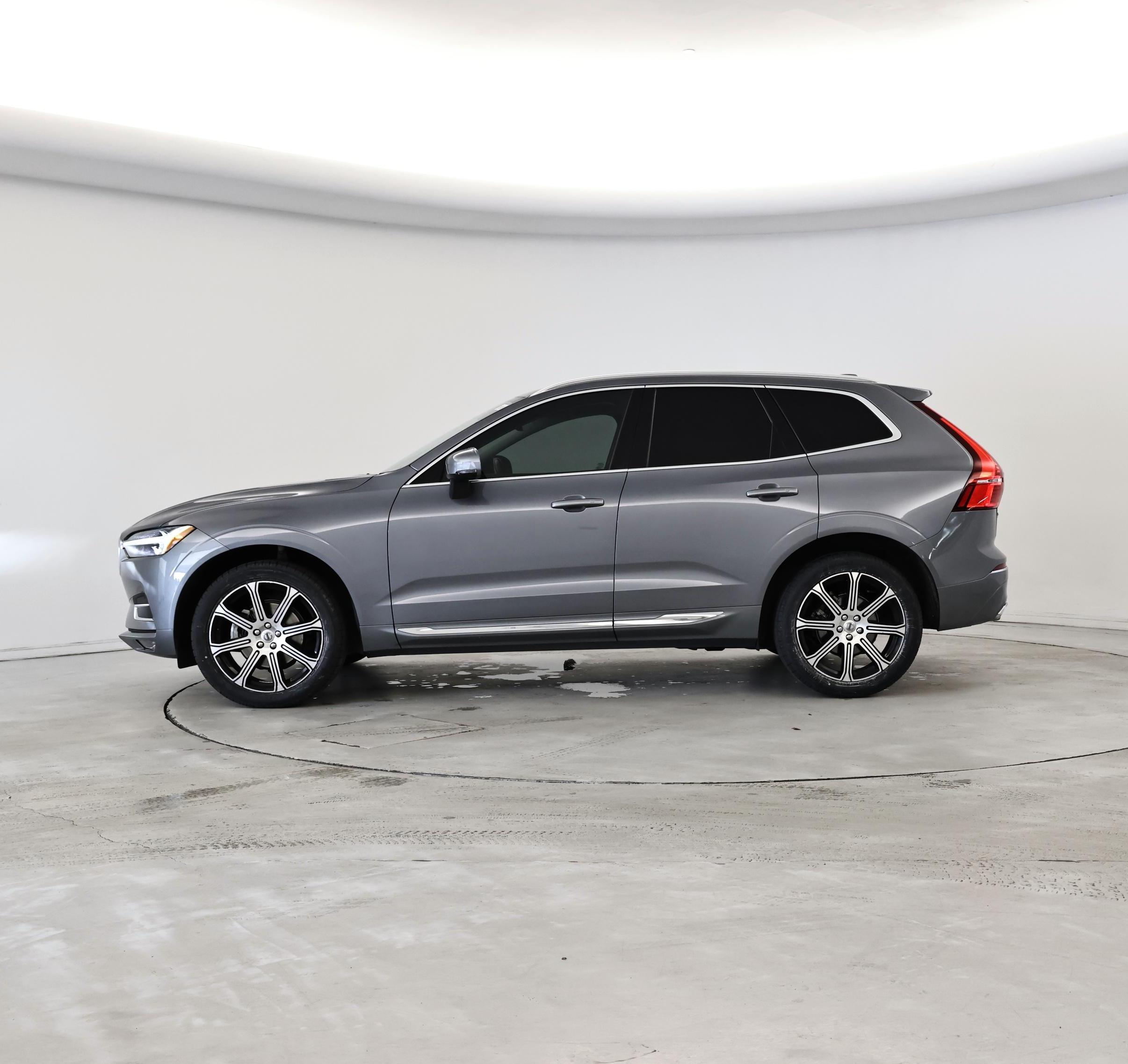 Thumbnail: 2021 Volvo XC60 - 3