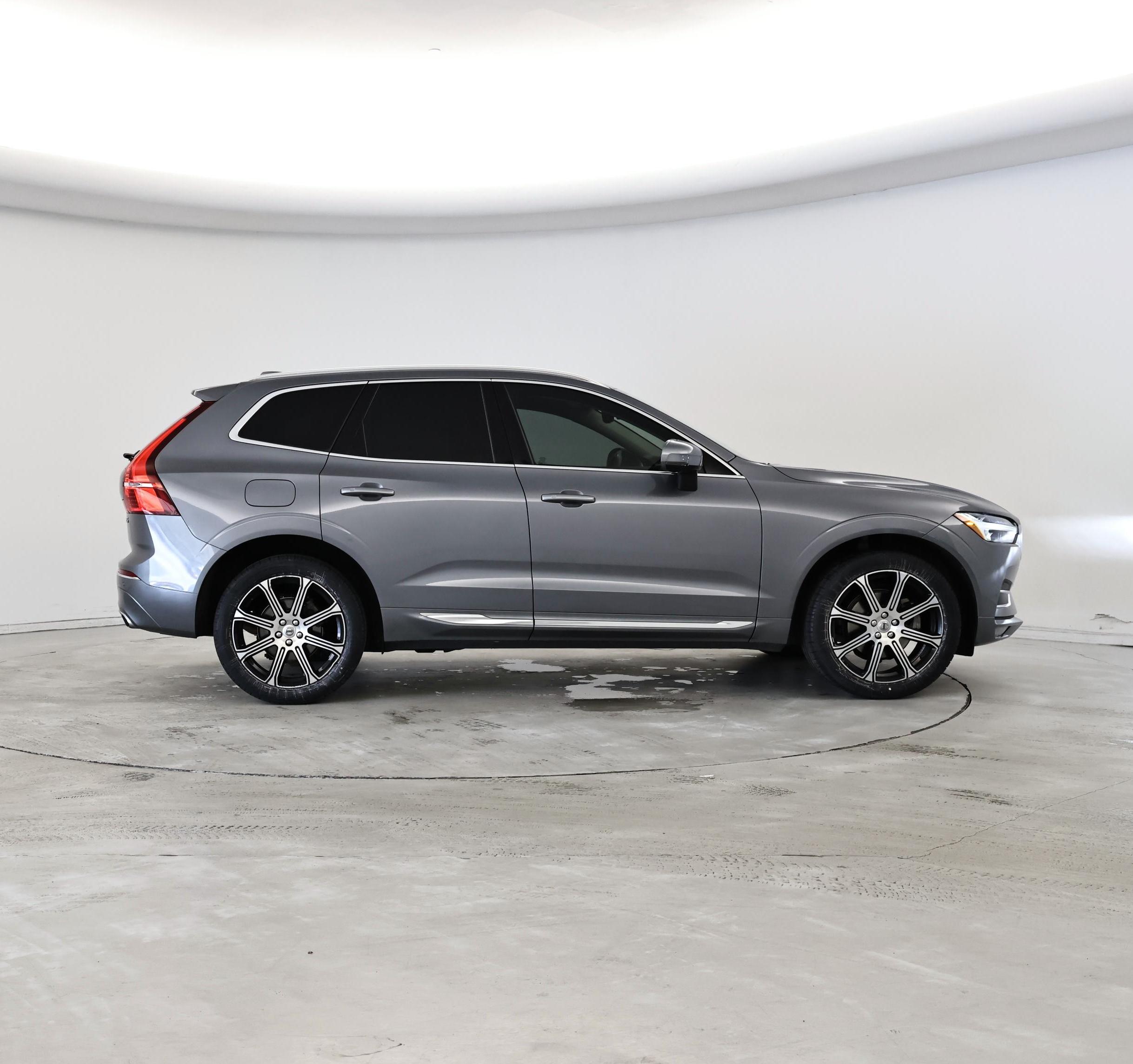 Thumbnail: 2021 Volvo XC60 - 7