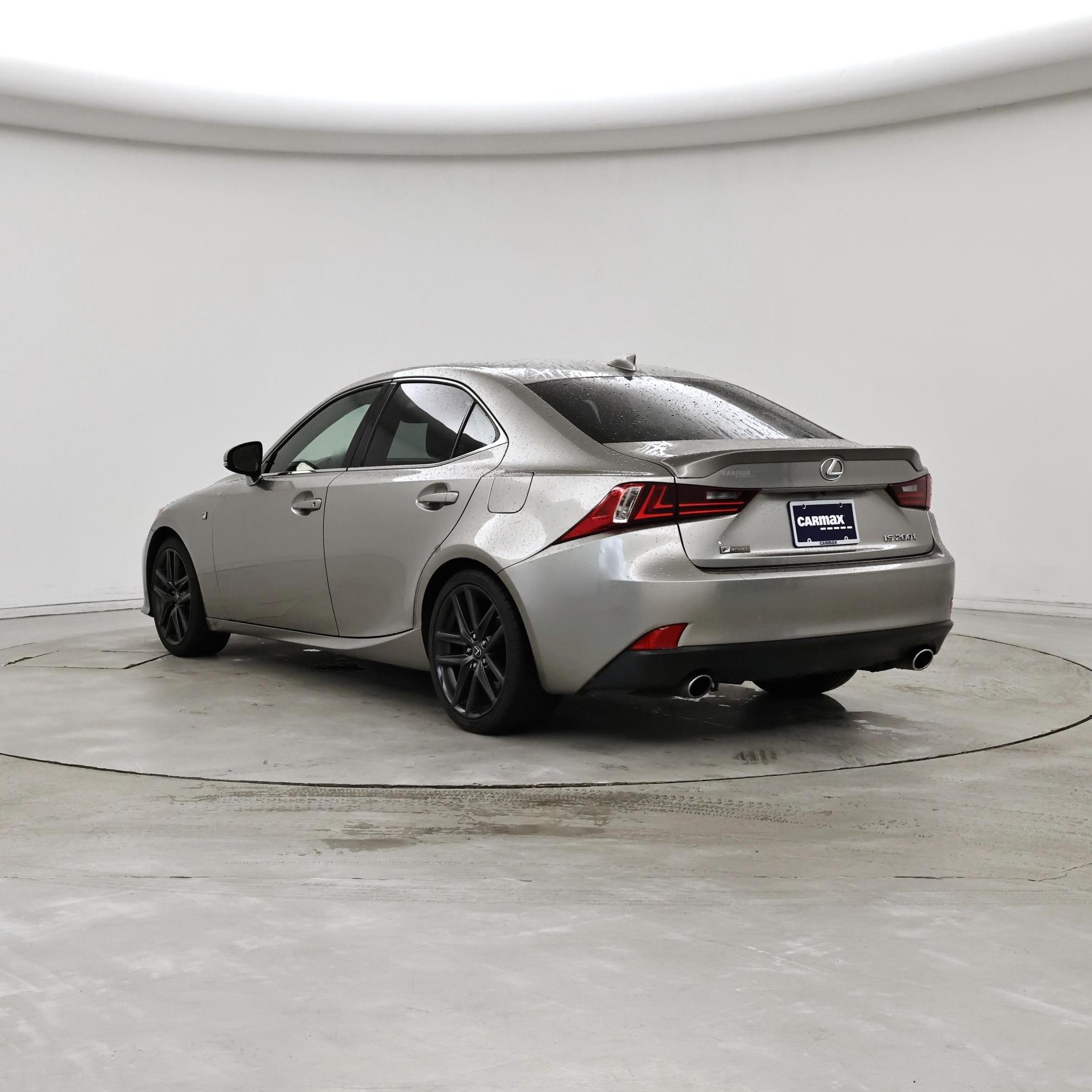 Thumbnail: 2016 Lexus IS - 2