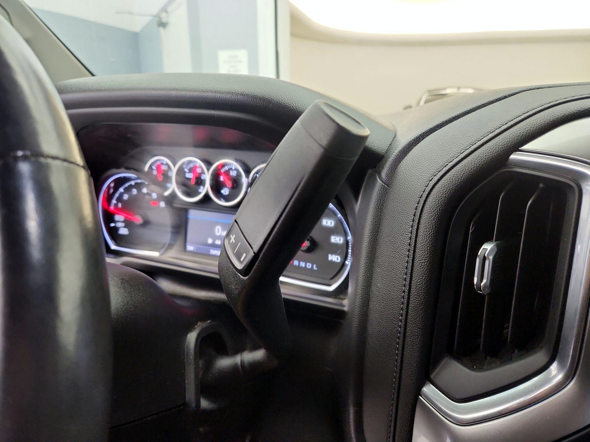 Thumbnail: 2019 Chevrolet Silverado 1500 - 17