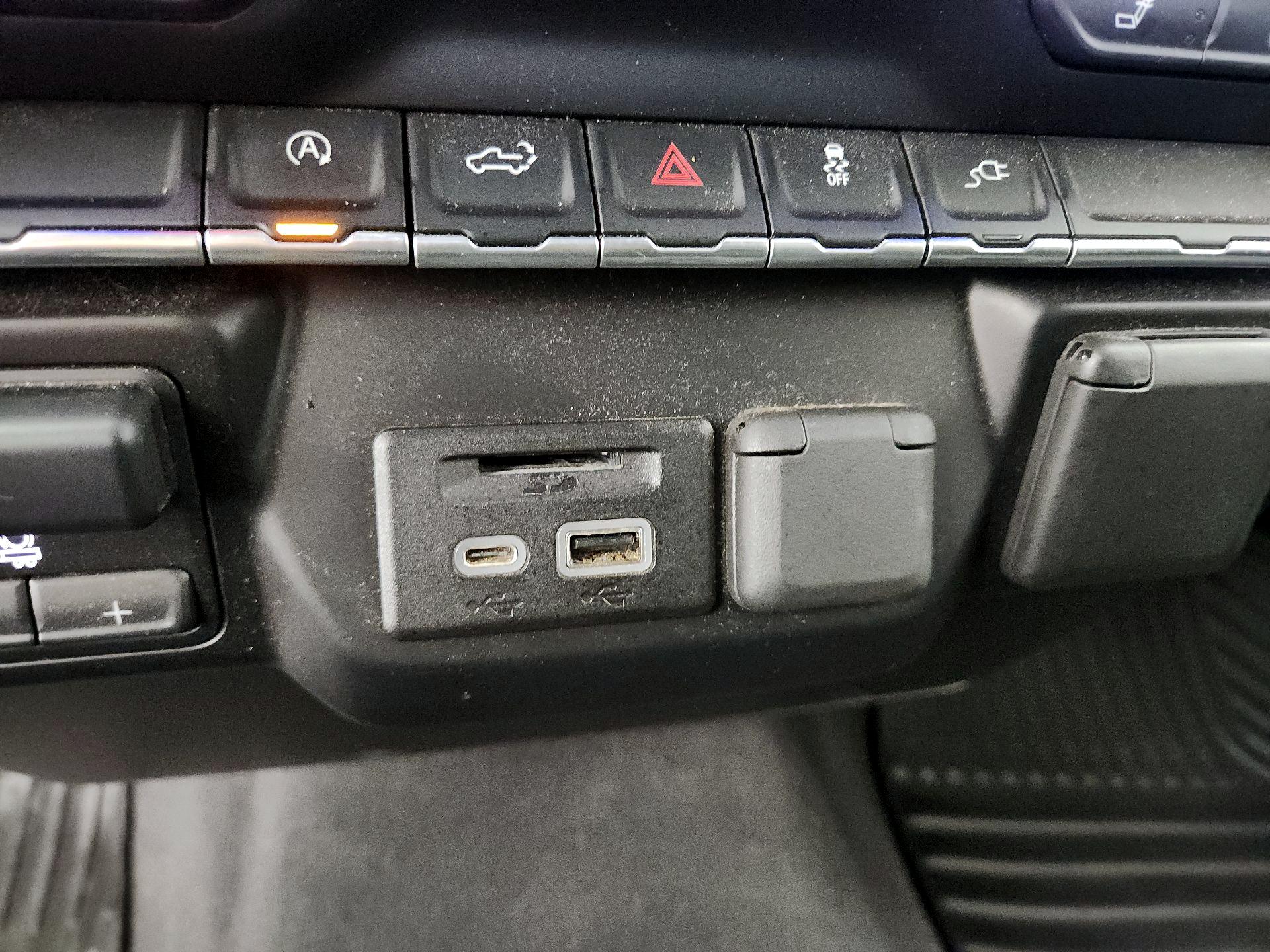 Thumbnail: 2019 Chevrolet Silverado 1500 - 18