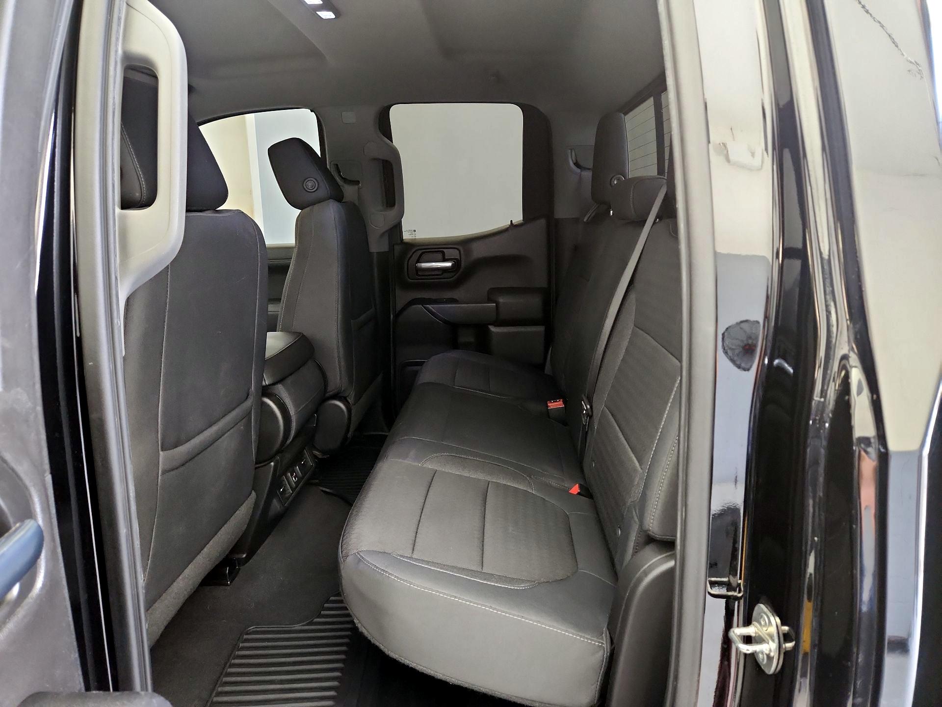 Thumbnail: 2019 Chevrolet Silverado 1500 - 19