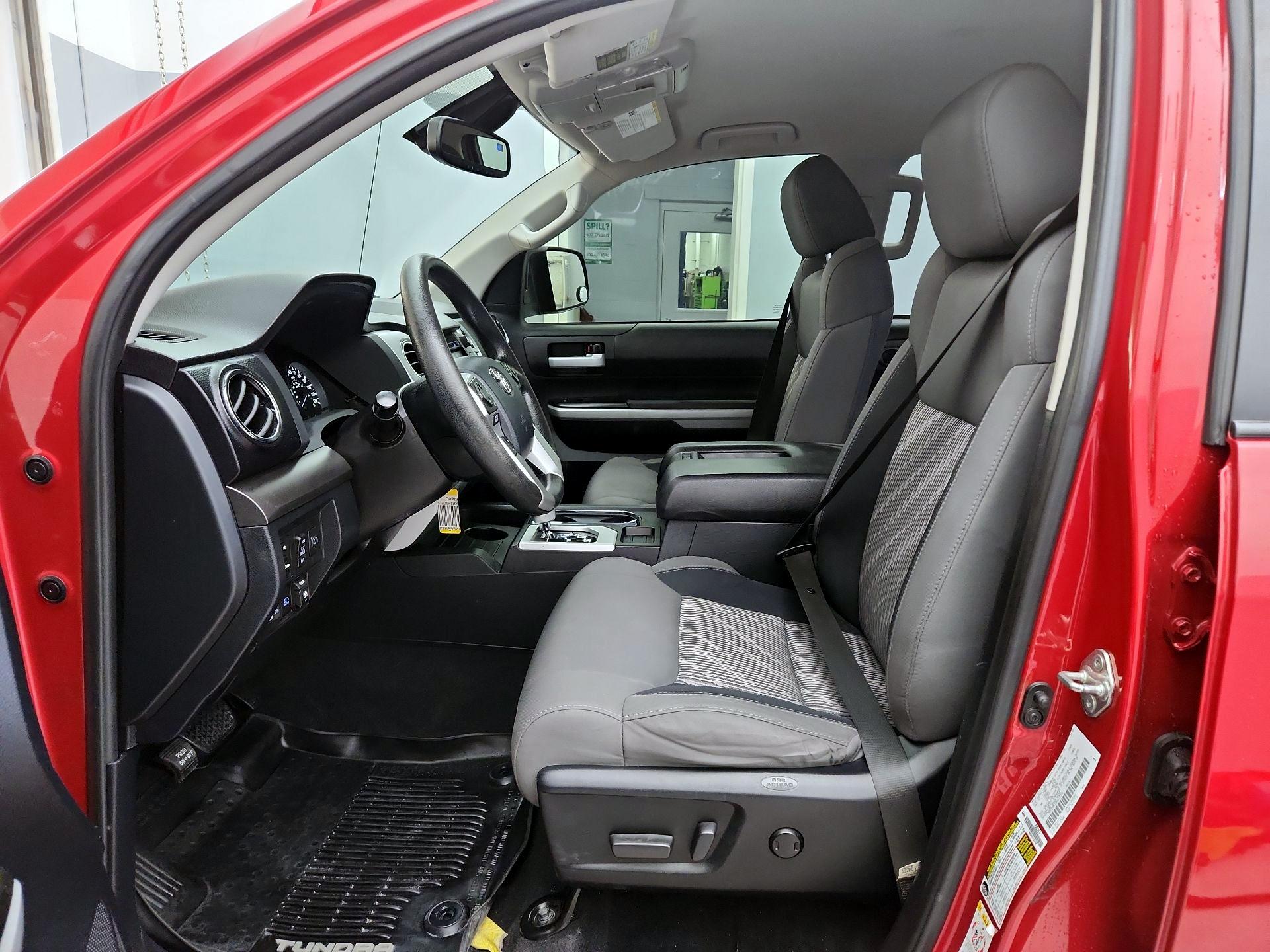 Thumbnail: 2019 Toyota Tundra - 11