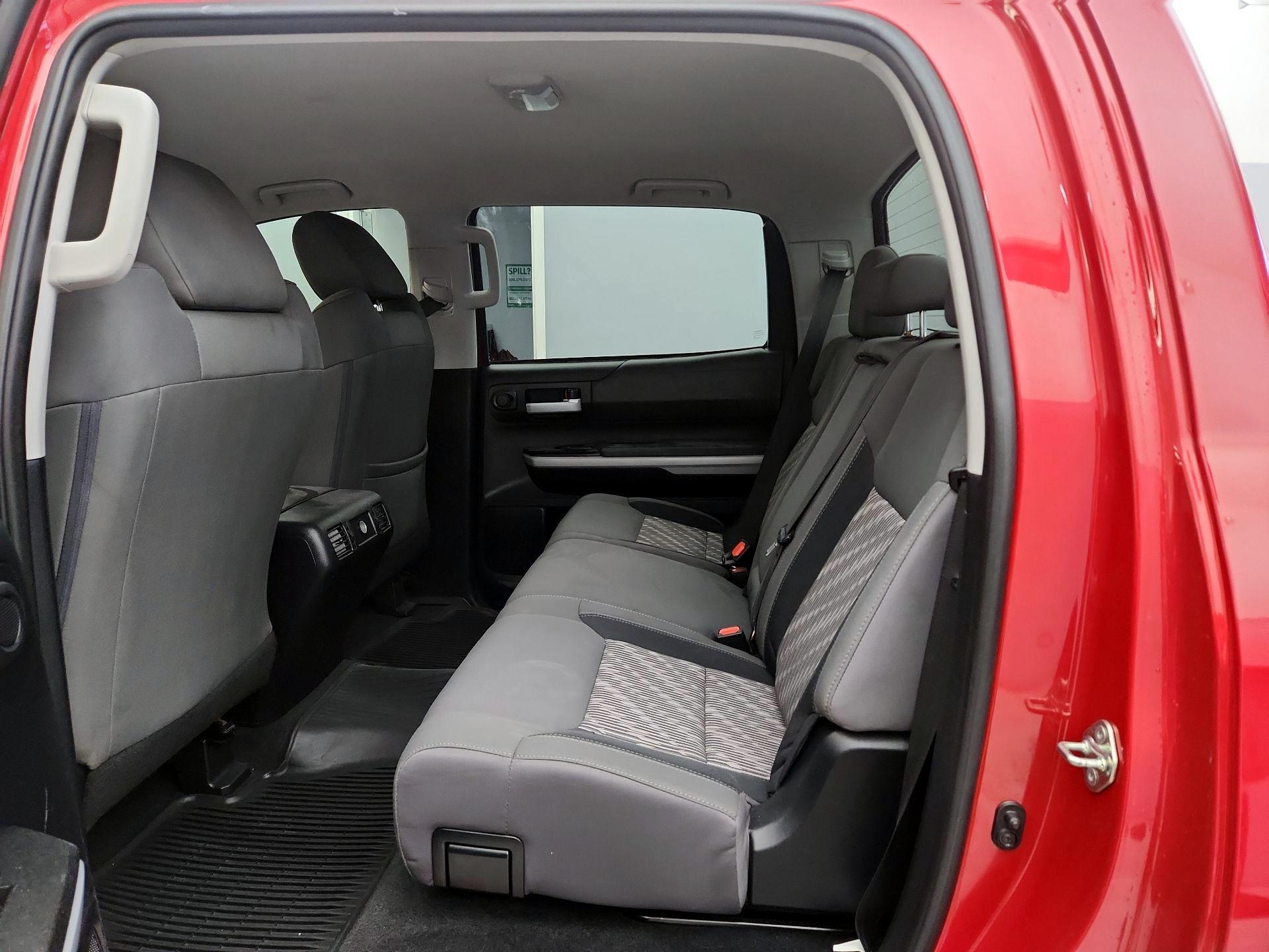 Thumbnail: 2019 Toyota Tundra - 19