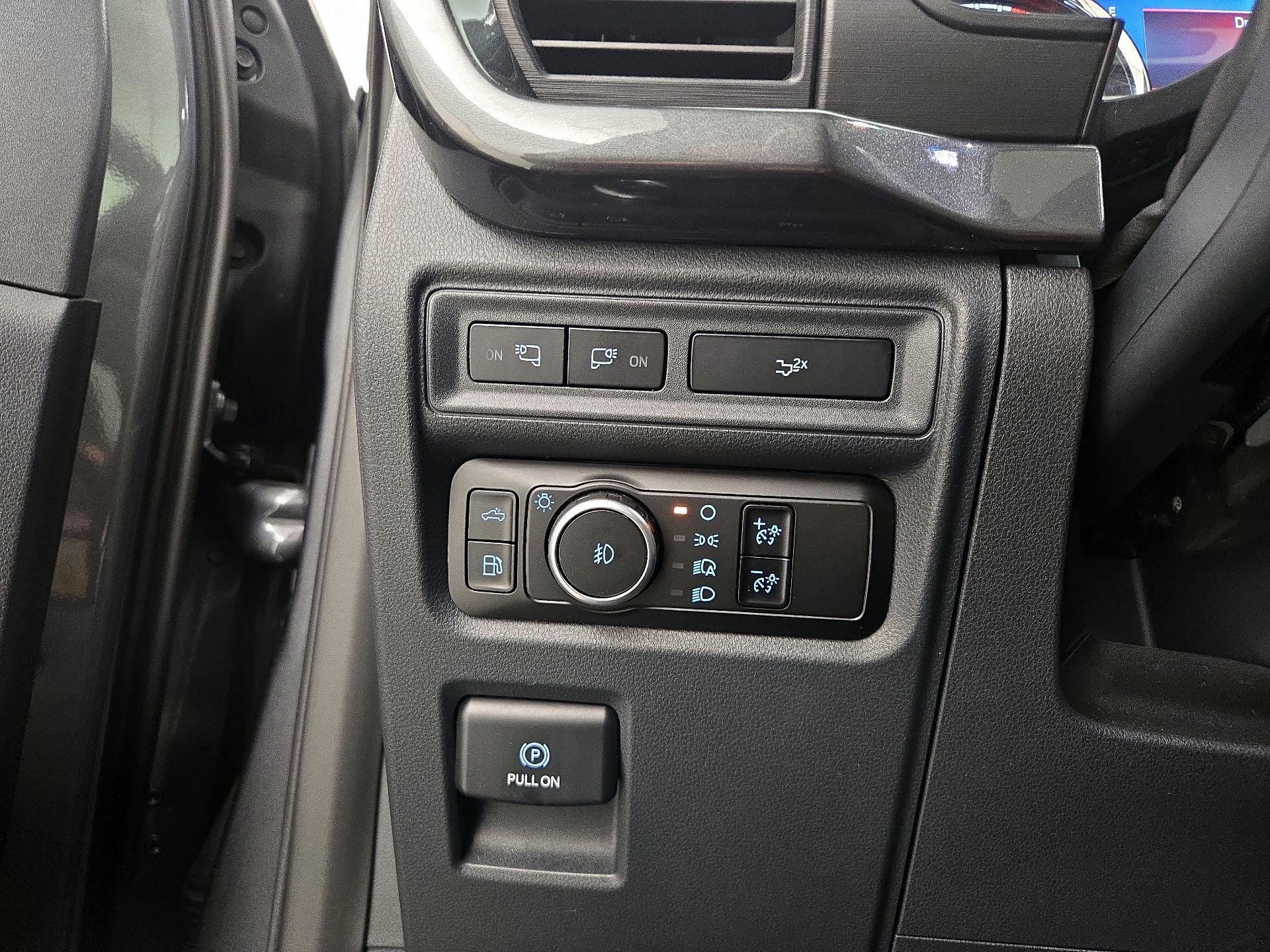 Thumbnail: 2023 Ford F-150 - 13