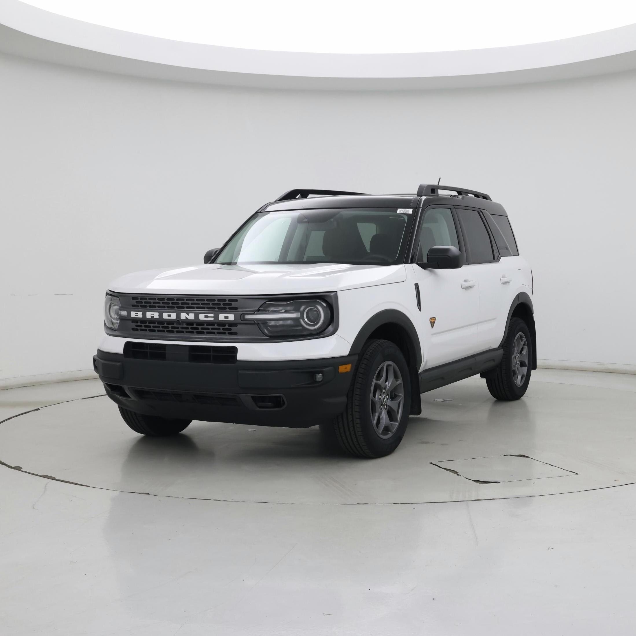 Thumbnail: 2022 Ford Bronco Sport - 4