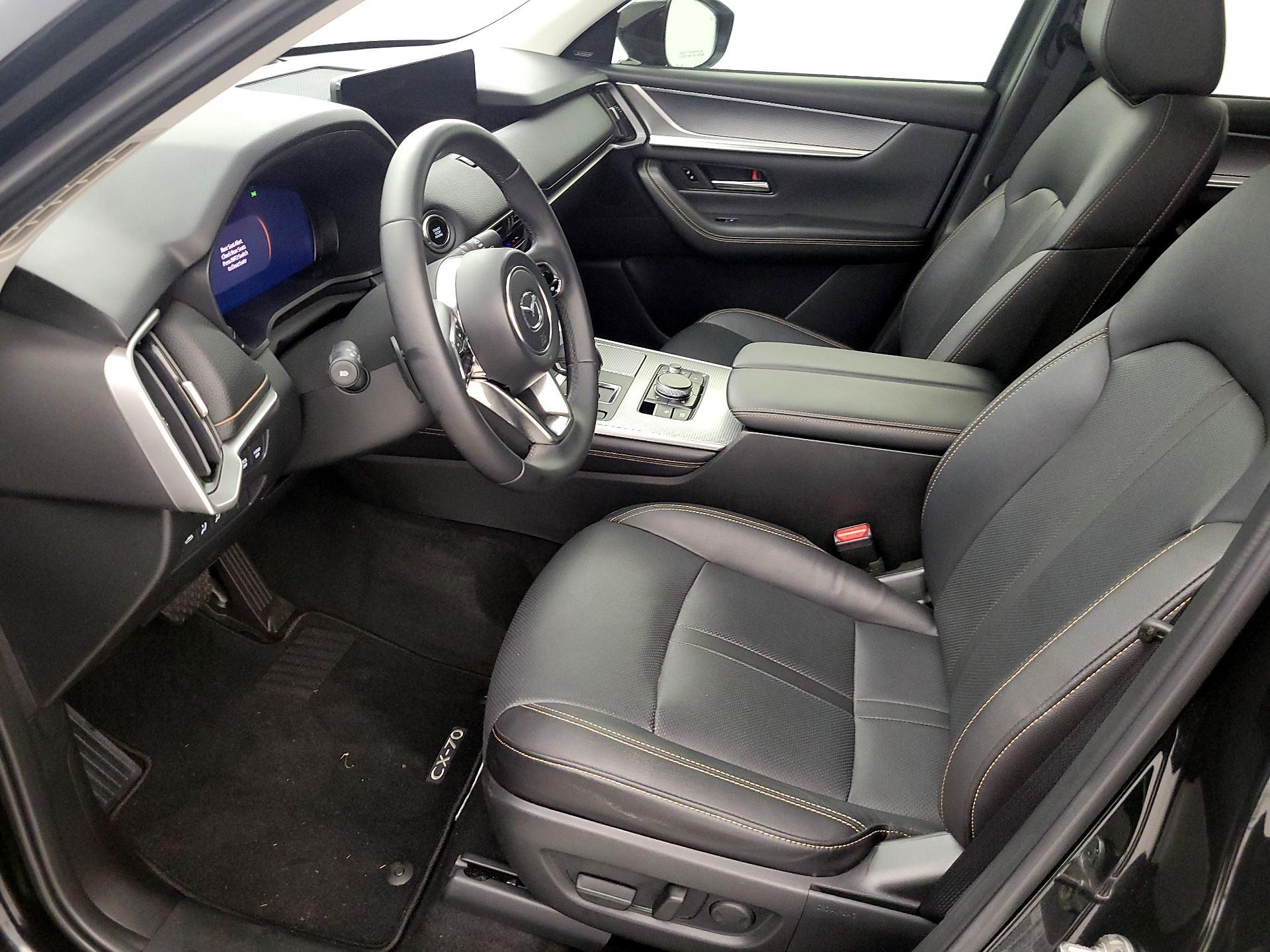 Thumbnail: 2025 Mazda CX-70 - 11