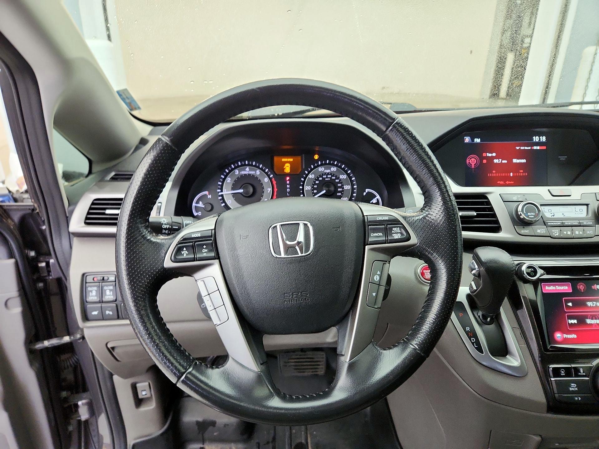 Thumbnail: 2016 Honda Odyssey - 10