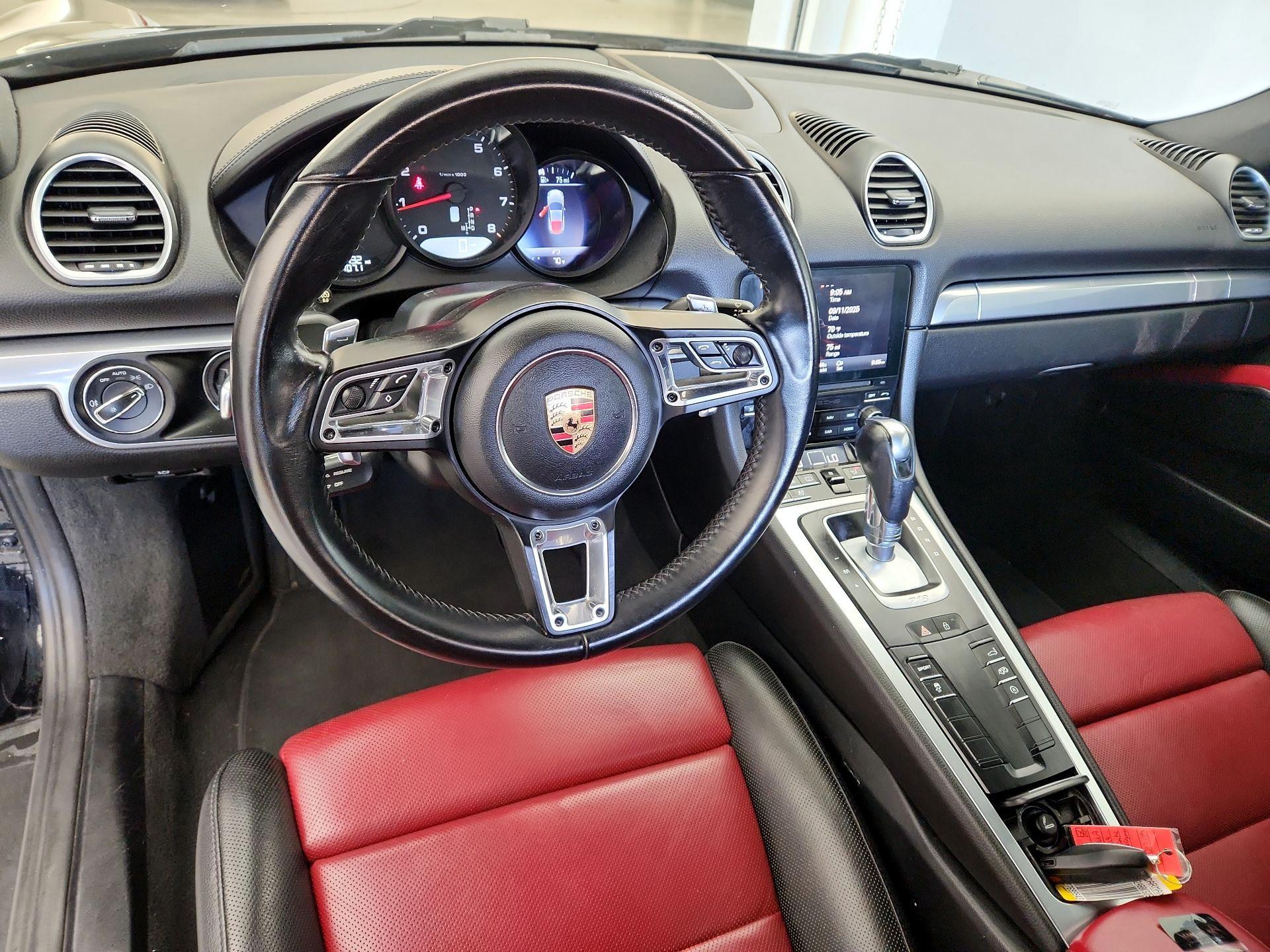 Thumbnail: 2019 Porsche 718 Cayman - 9
