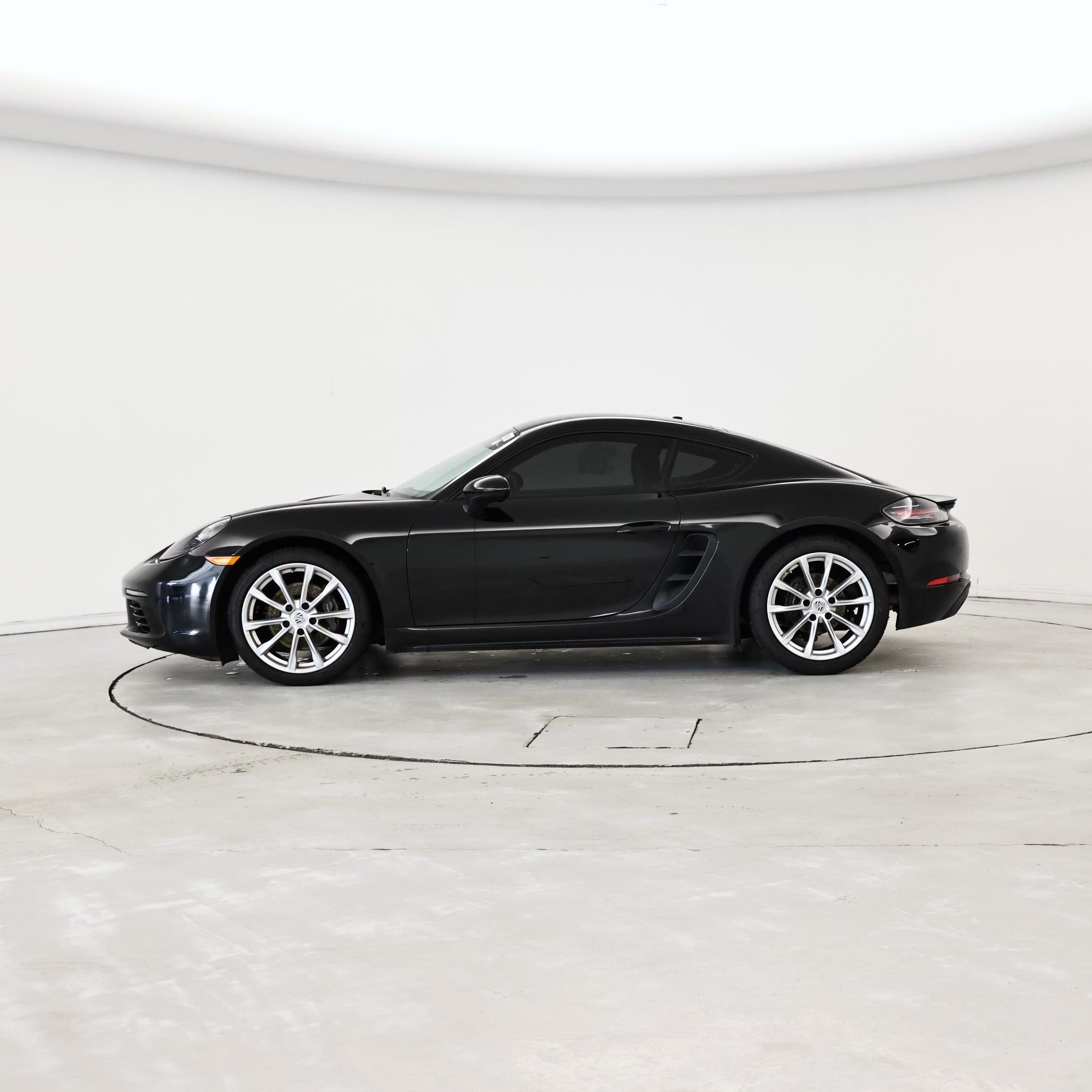 Thumbnail: 2019 Porsche 718 Cayman - 3