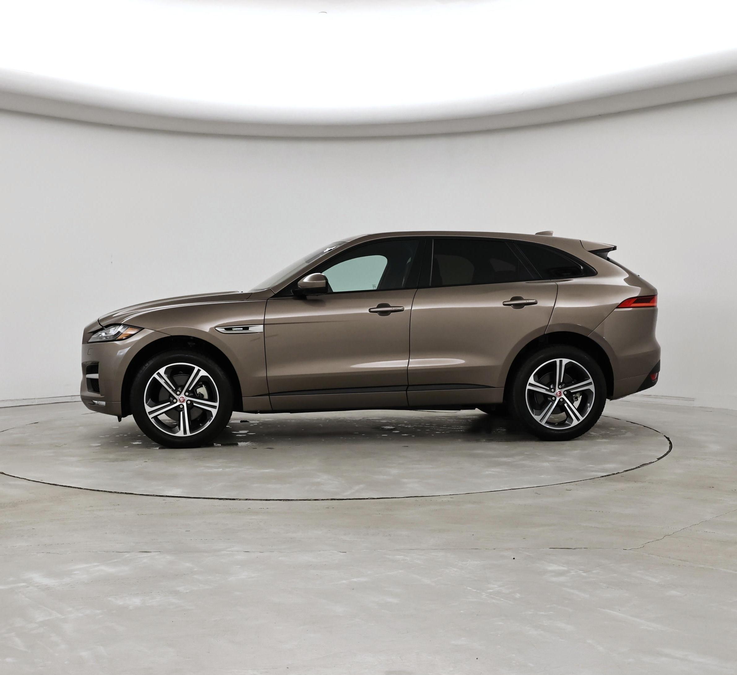 Thumbnail: 2017 Jaguar F-Pace - 3