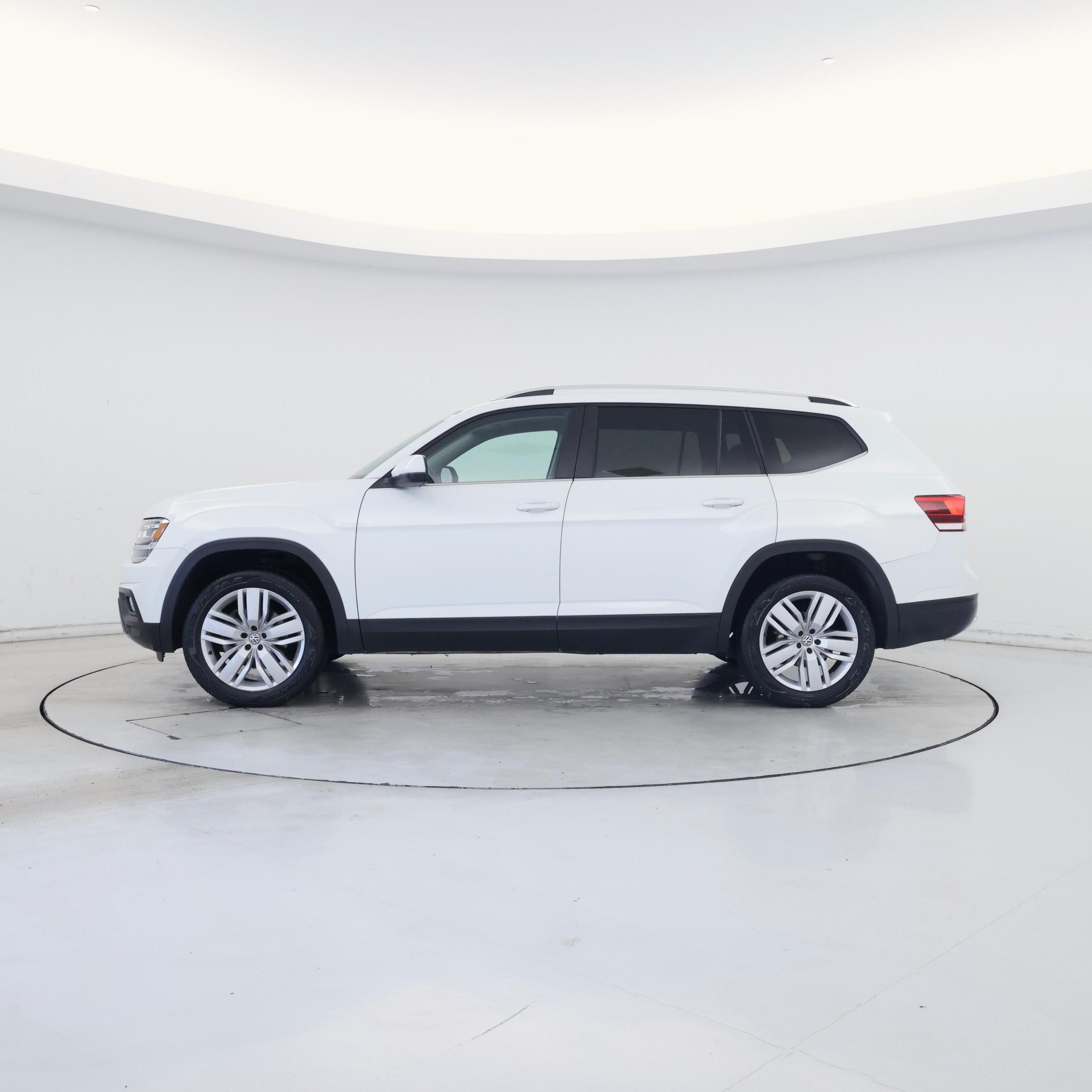 Thumbnail: 2019 Volkswagen Atlas - 3