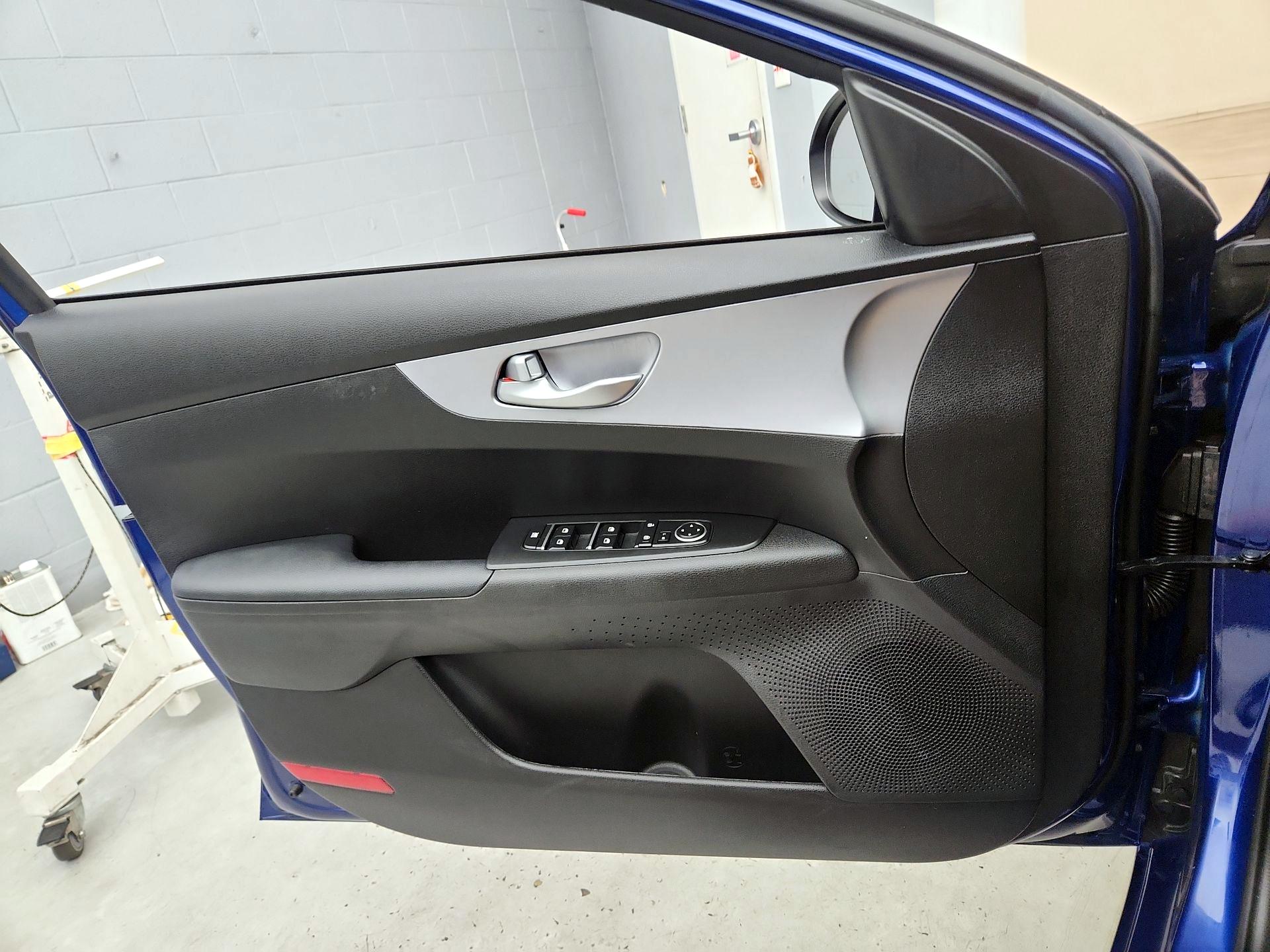 Thumbnail: 2023 Kia Forte - 12