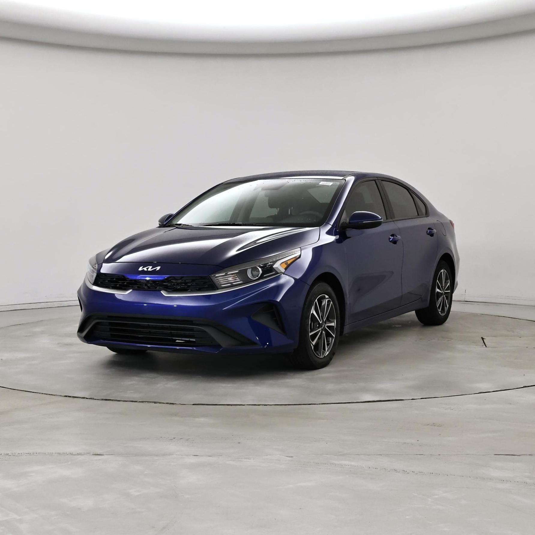 Thumbnail: 2023 Kia Forte - 4