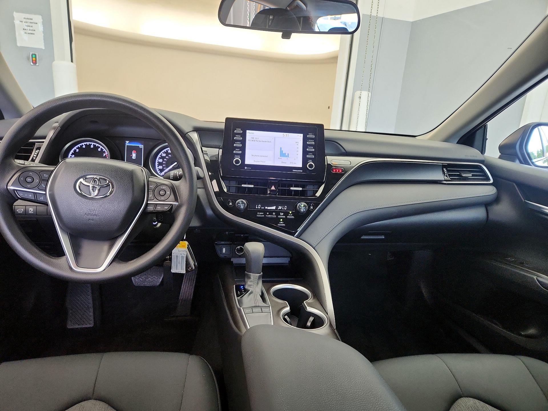 Thumbnail: 2022 Toyota Camry - 9