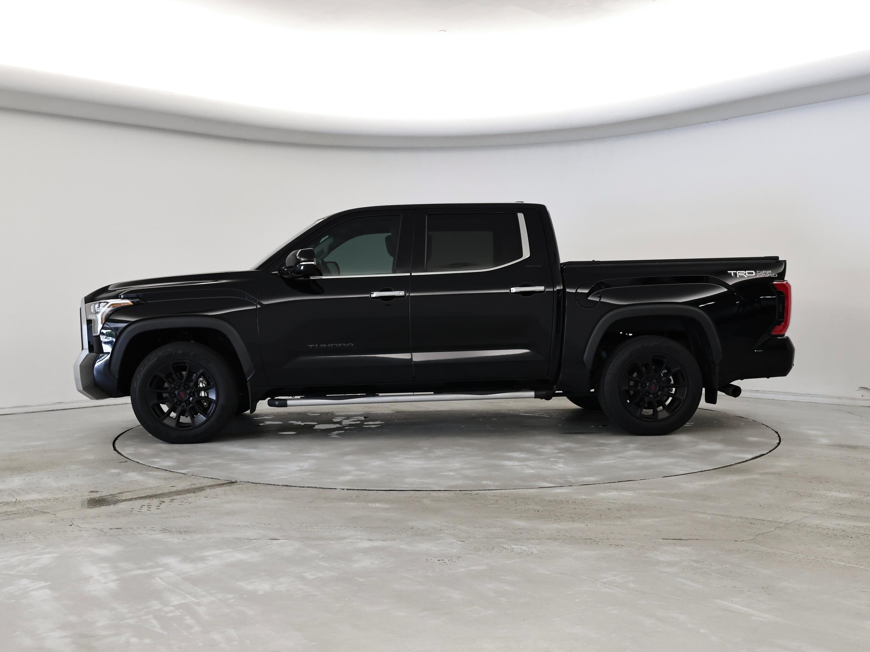 Thumbnail: 2022 Toyota Tundra - 3