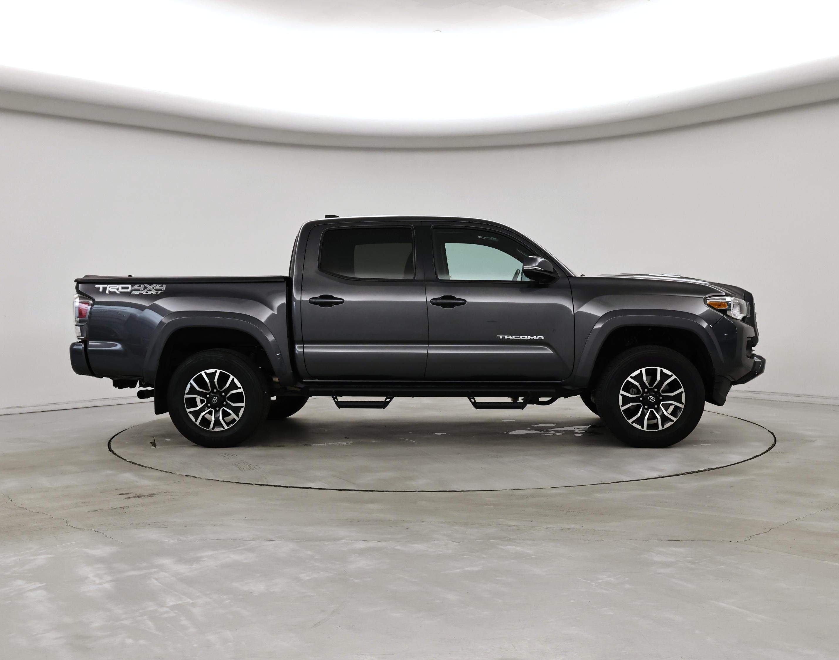 Thumbnail: 2020 Toyota Tacoma - 7