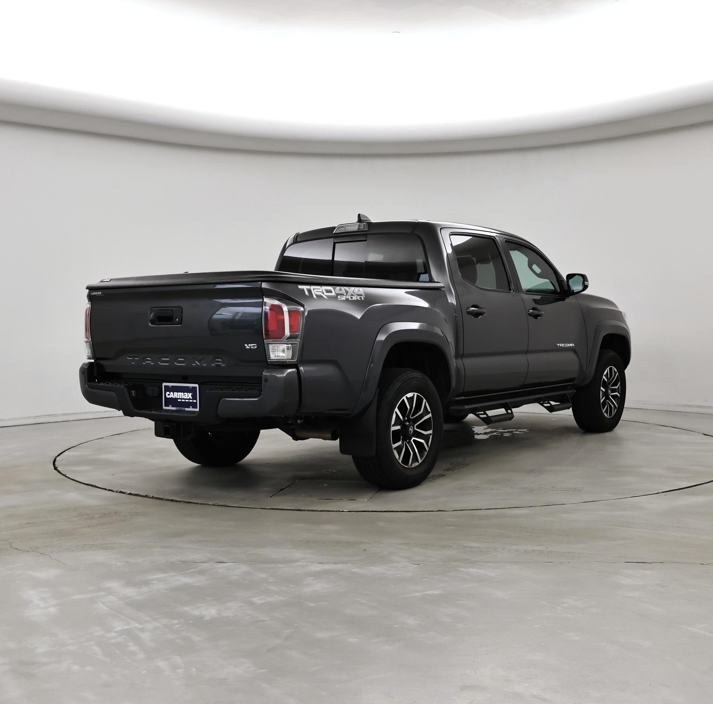 Thumbnail: 2020 Toyota Tacoma - 8