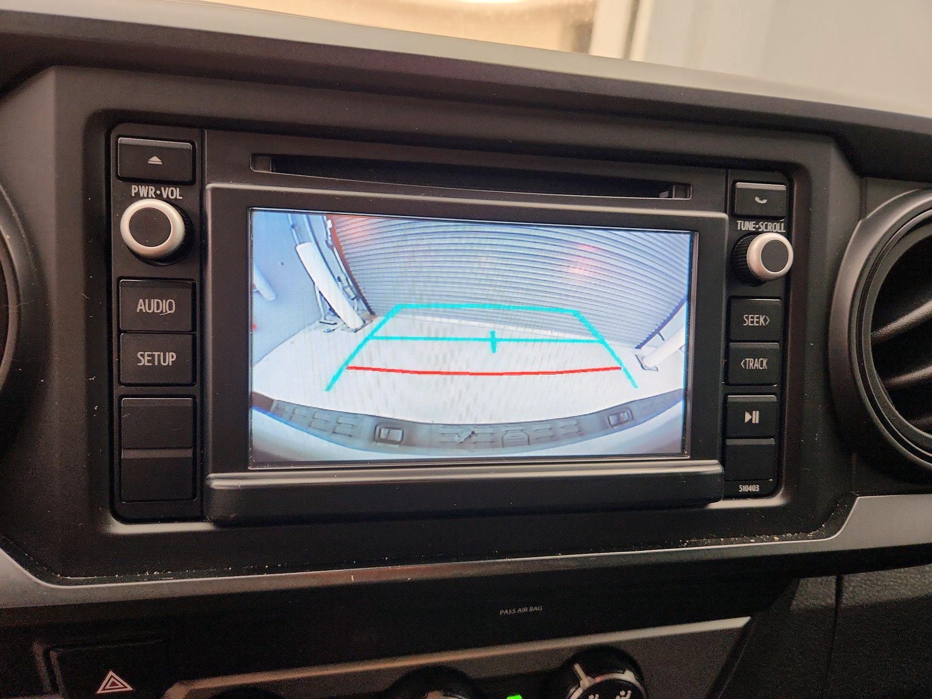 Thumbnail: 2019 Toyota Tacoma - 14