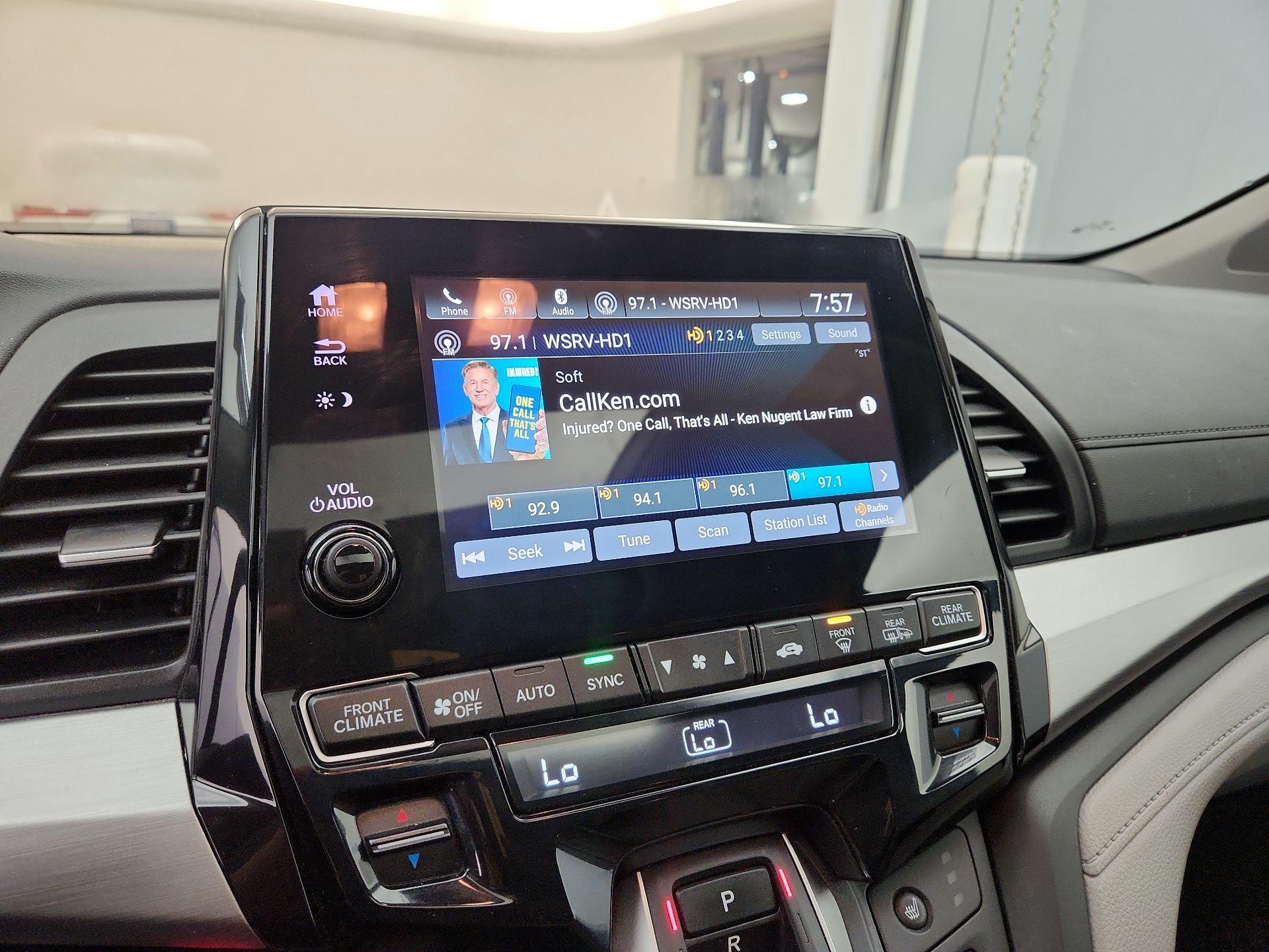 Thumbnail: 2019 Honda Odyssey - 15