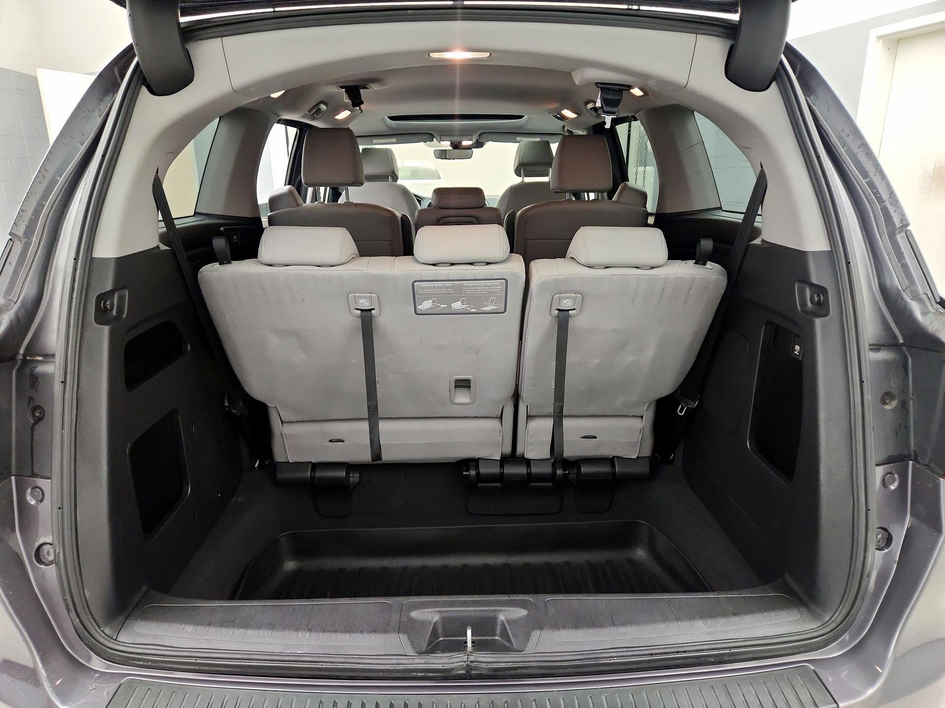 Thumbnail: 2019 Honda Odyssey - 20