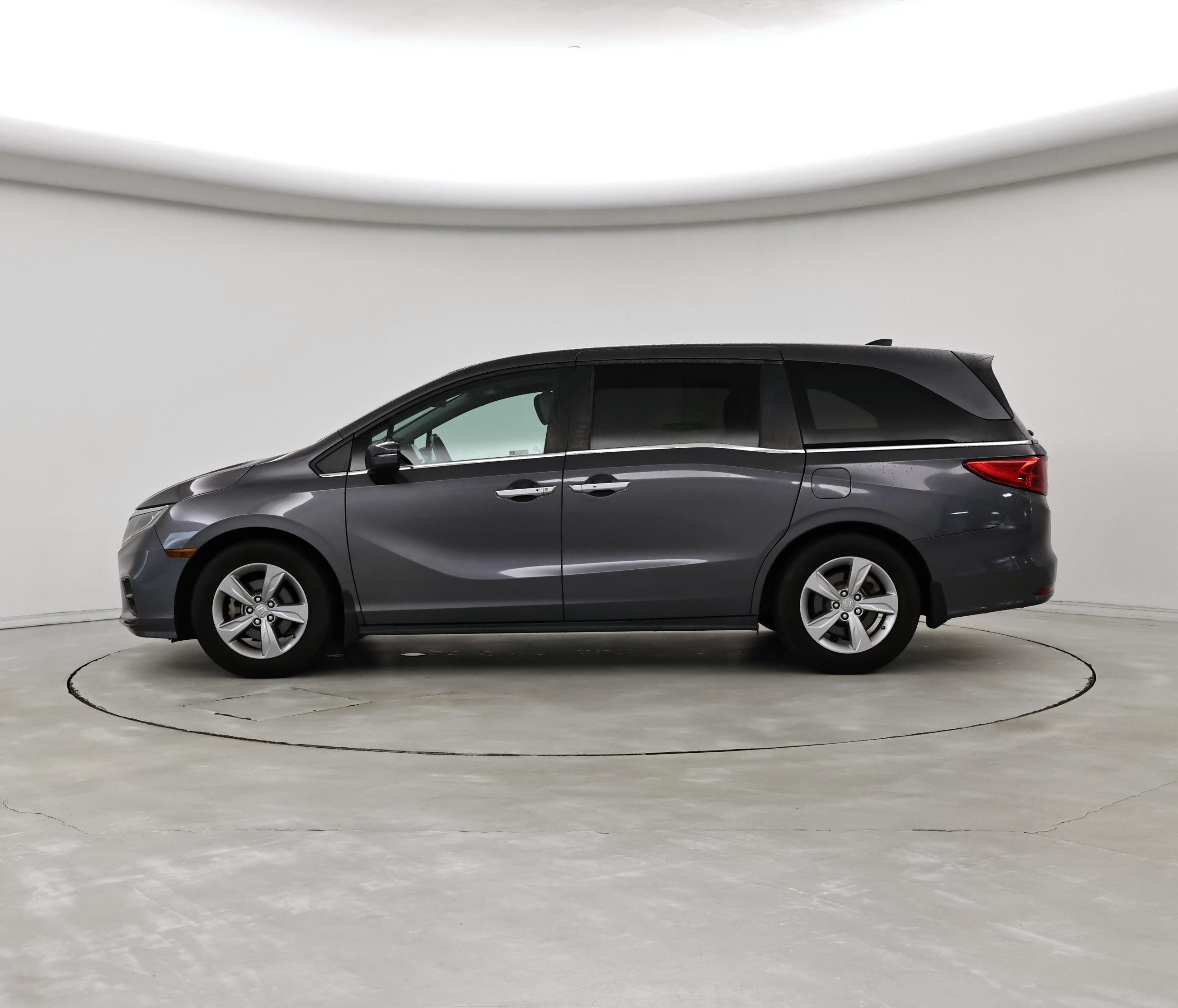 Thumbnail: 2019 Honda Odyssey - 3