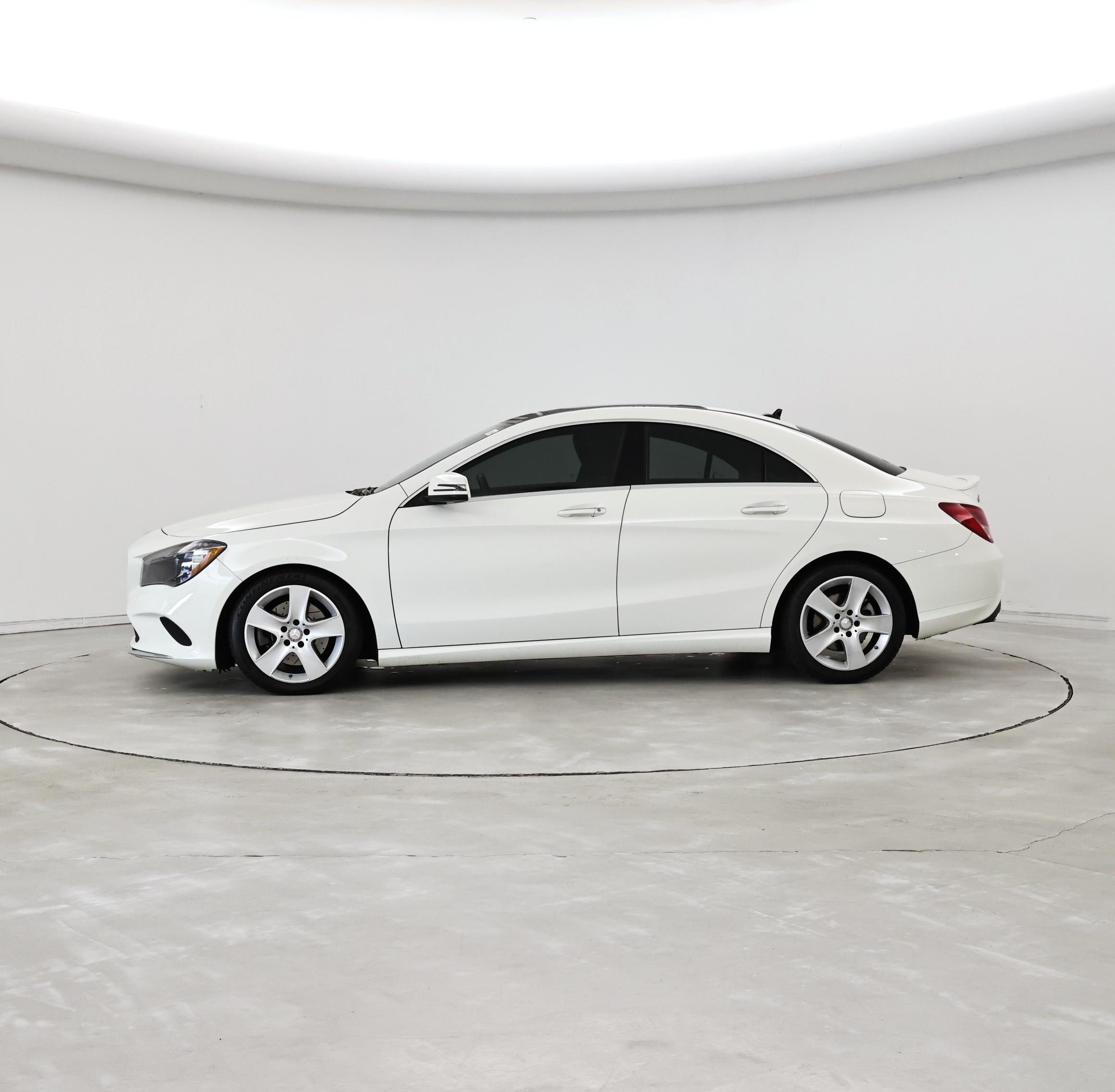 Thumbnail: 2017 Mercedes-Benz CLA - 3