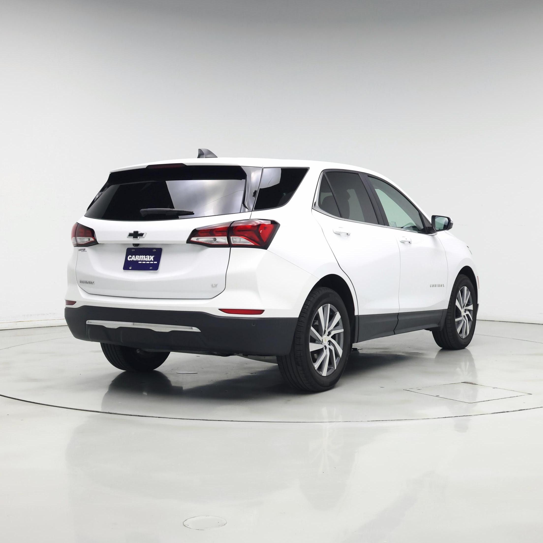 Thumbnail: 2022 Chevrolet Equinox - 8
