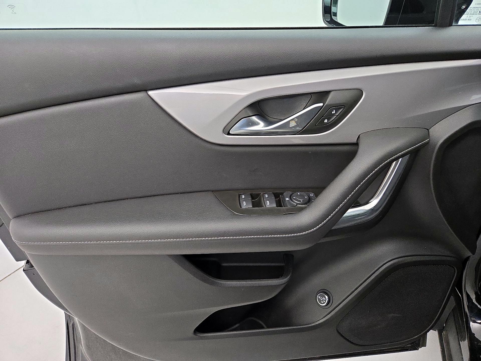 Thumbnail: 2023 Chevrolet Blazer - 12