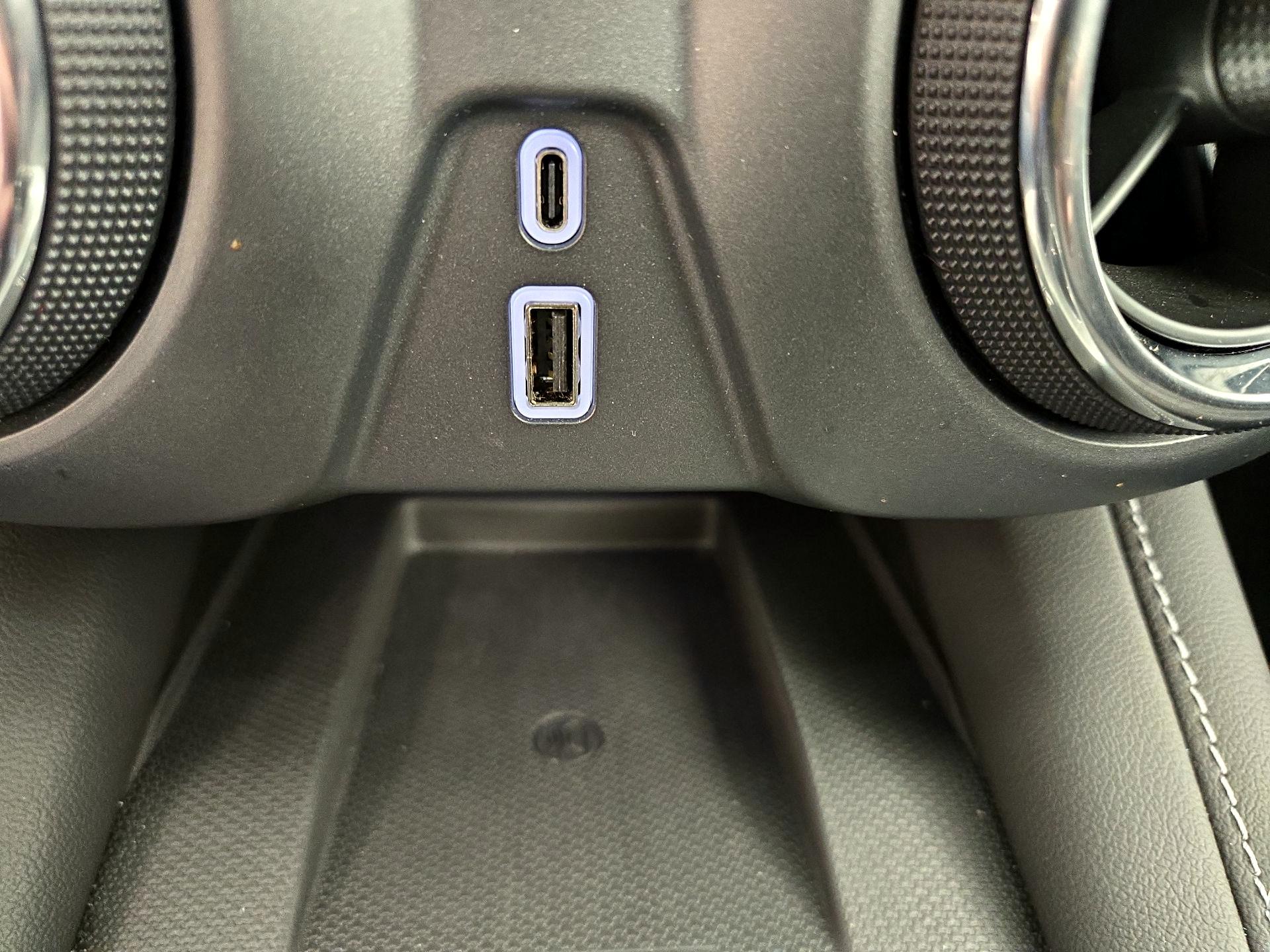 Thumbnail: 2023 Chevrolet Blazer - 18