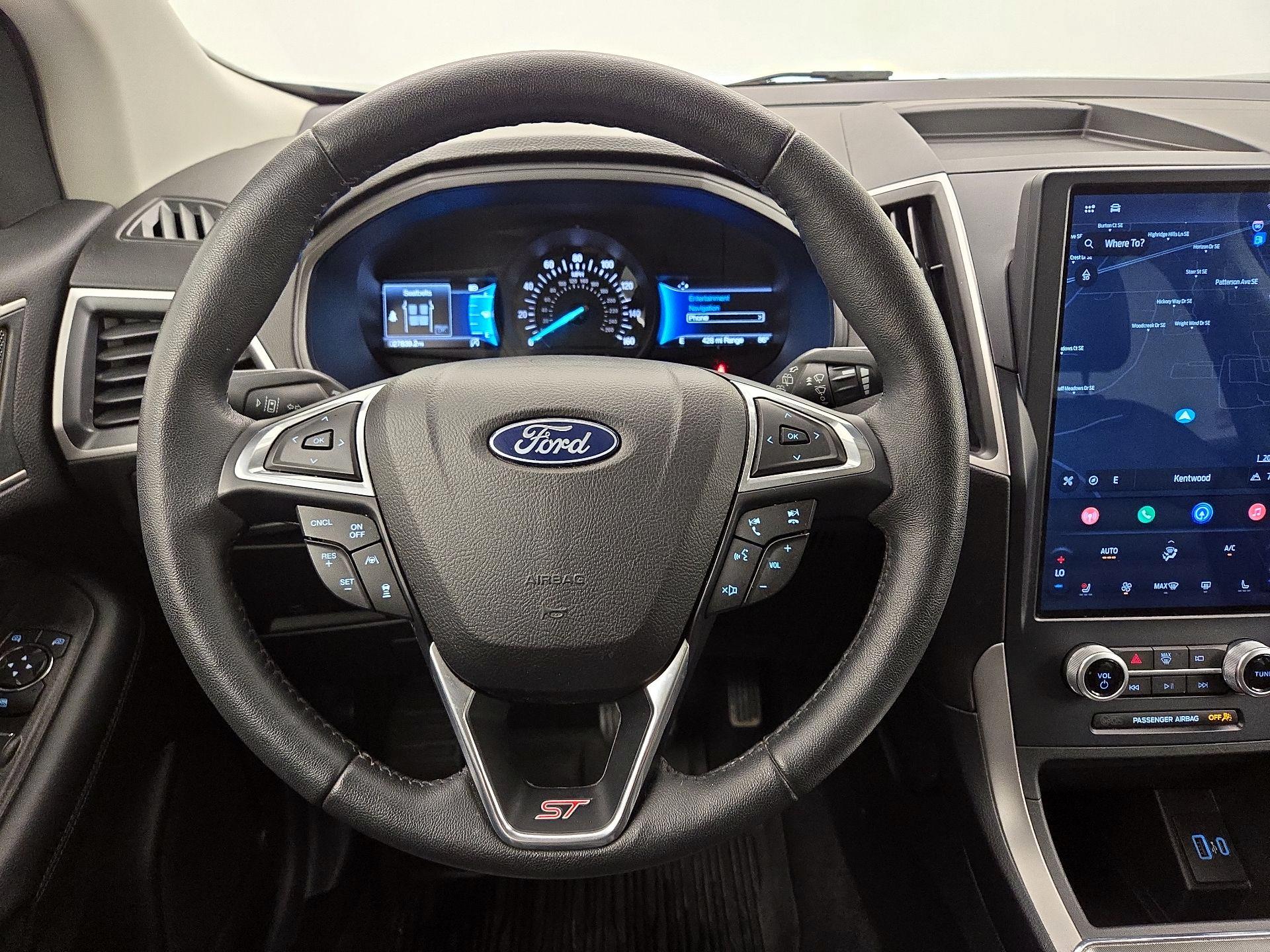 Thumbnail: 2022 Ford Edge - 10