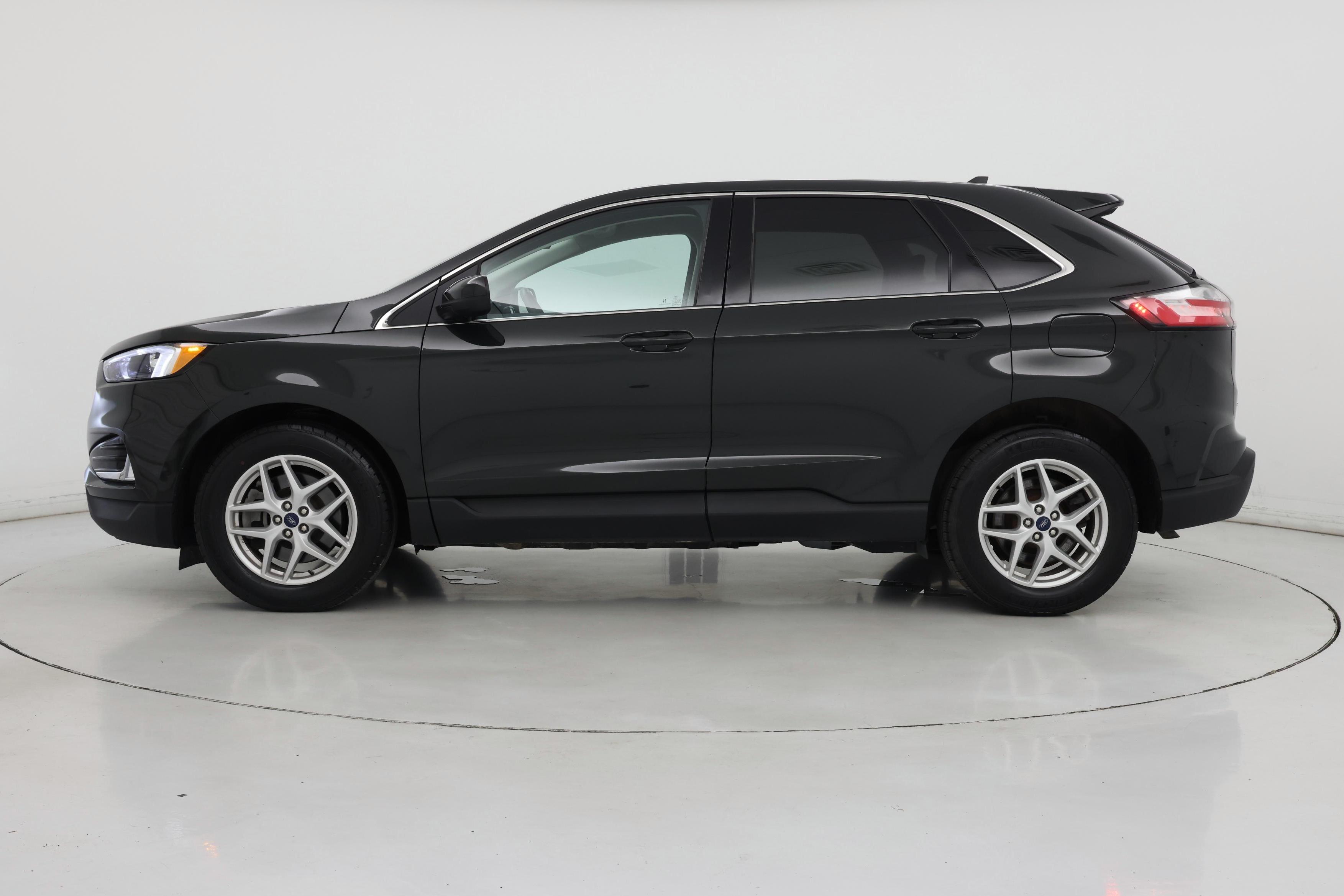 Thumbnail: 2022 Ford Edge - 3