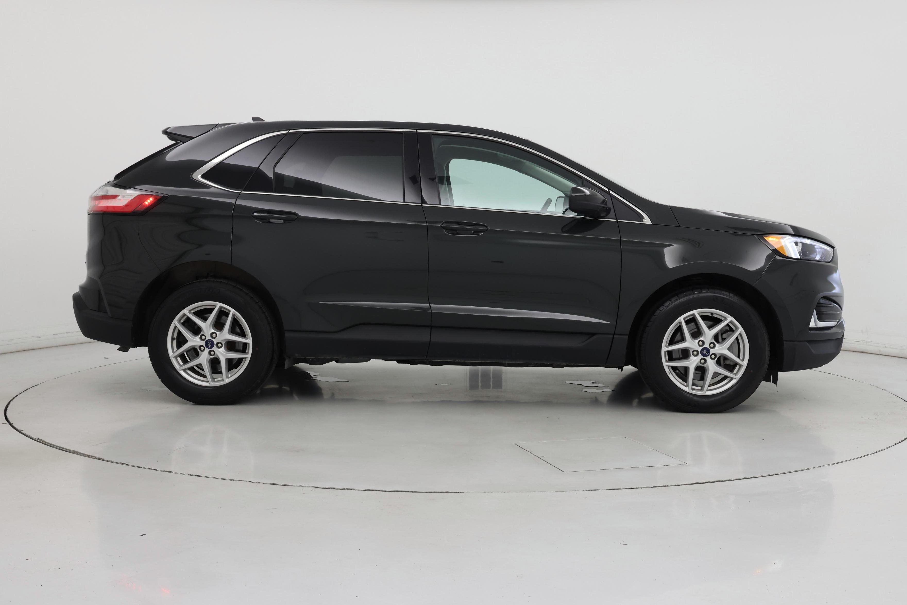 Thumbnail: 2022 Ford Edge - 7