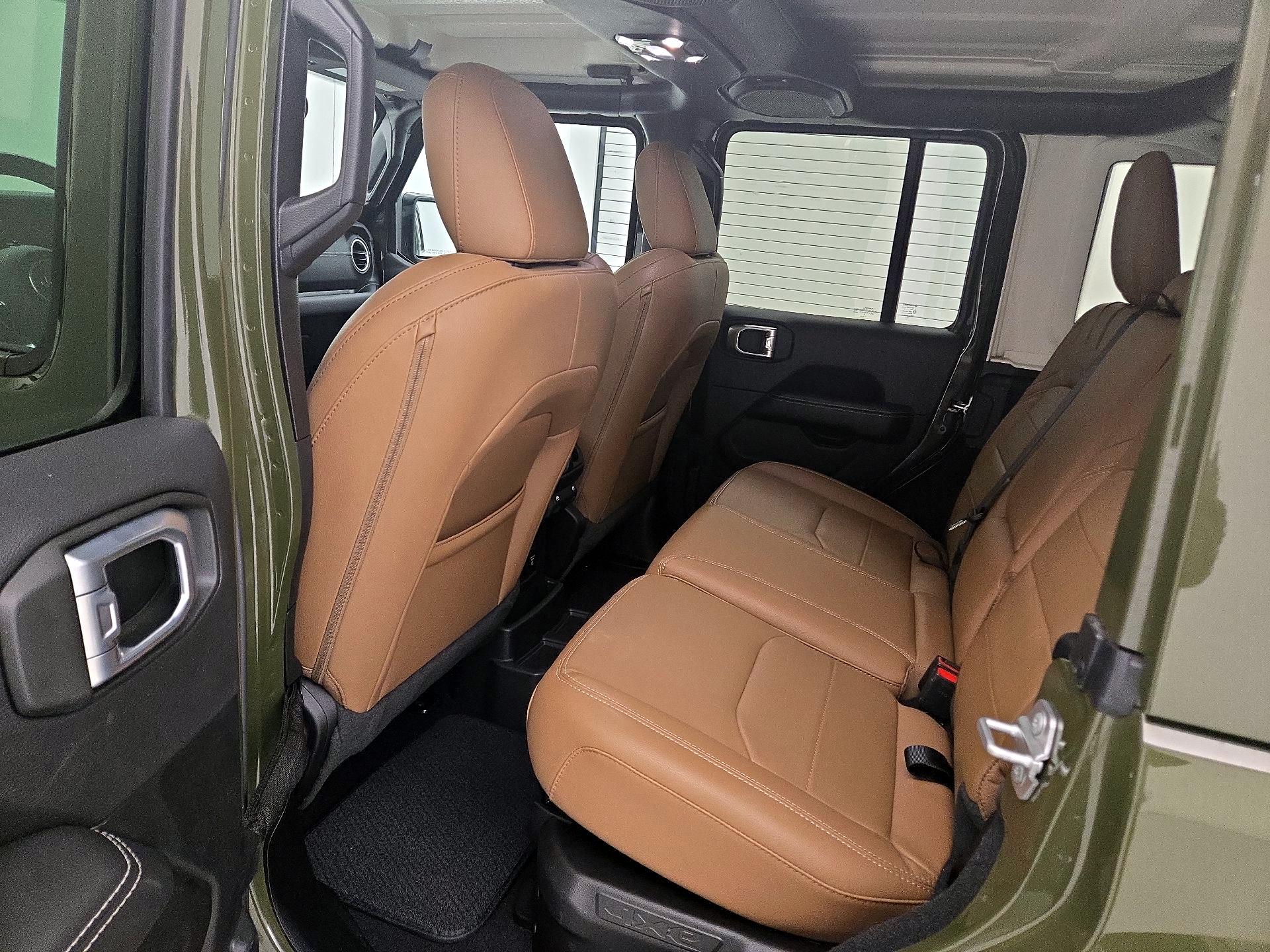 Thumbnail: 2021 Jeep Wrangler - 19