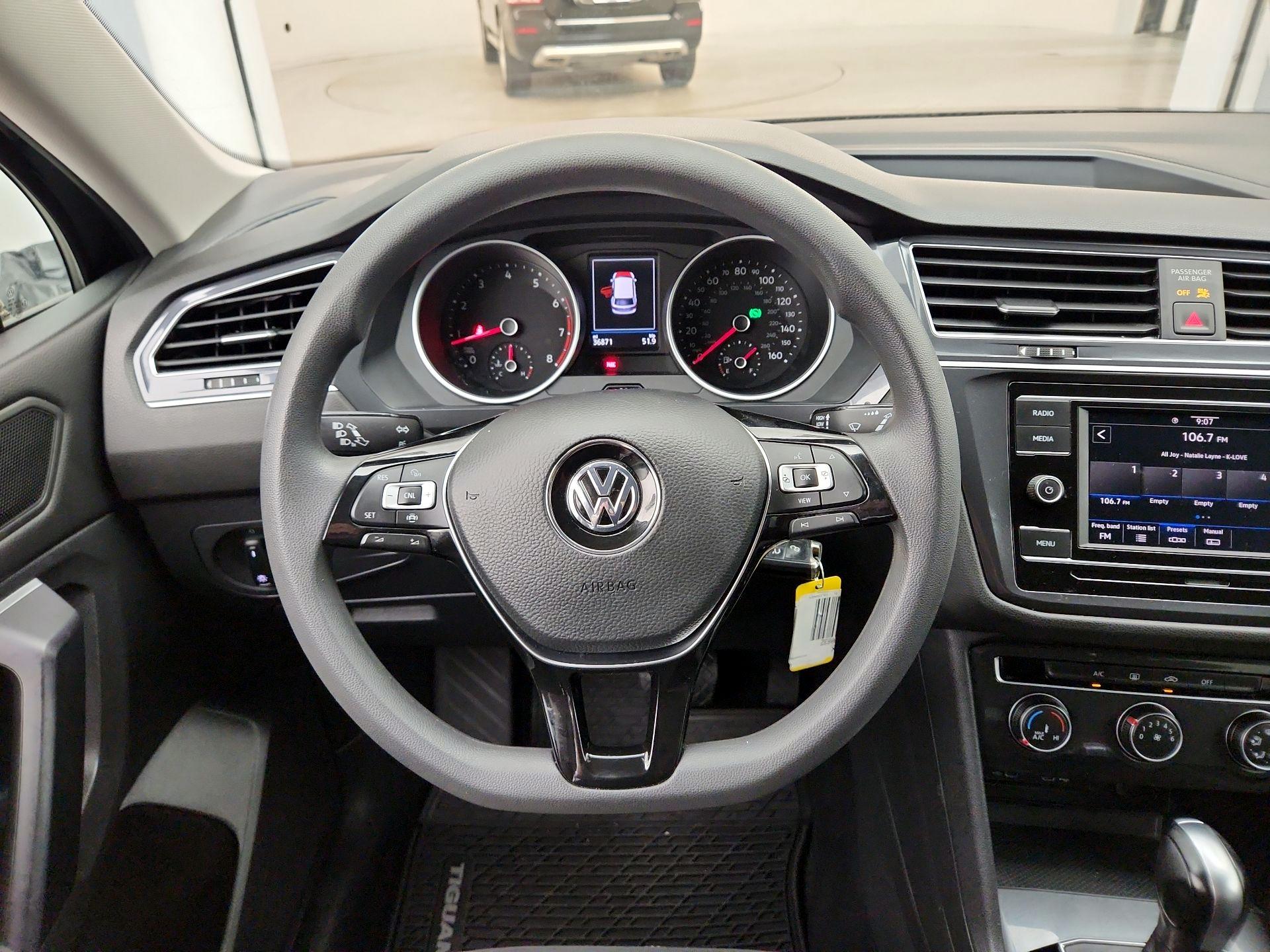 Thumbnail: 2021 Volkswagen Tiguan - 10