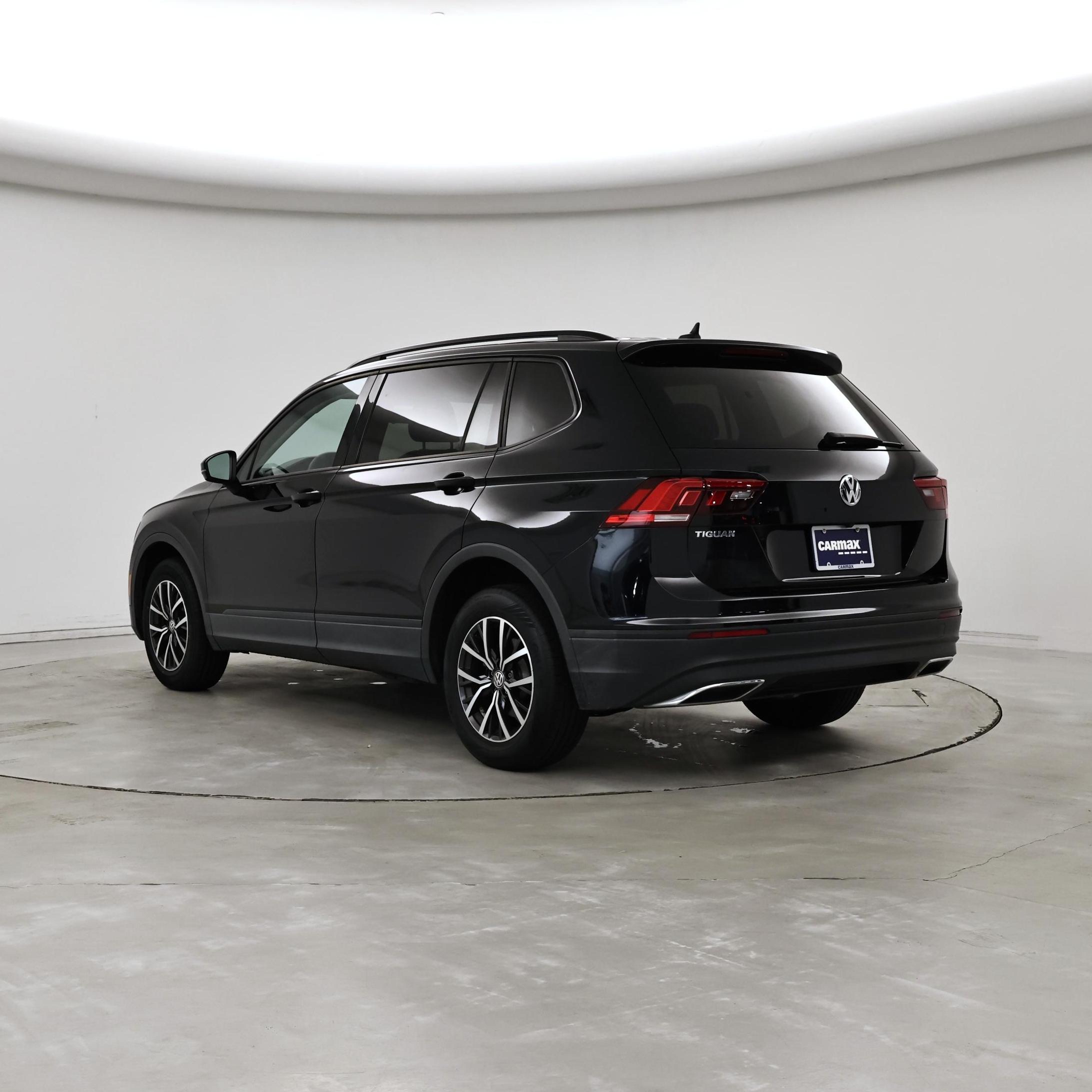 Thumbnail: 2021 Volkswagen Tiguan - 2